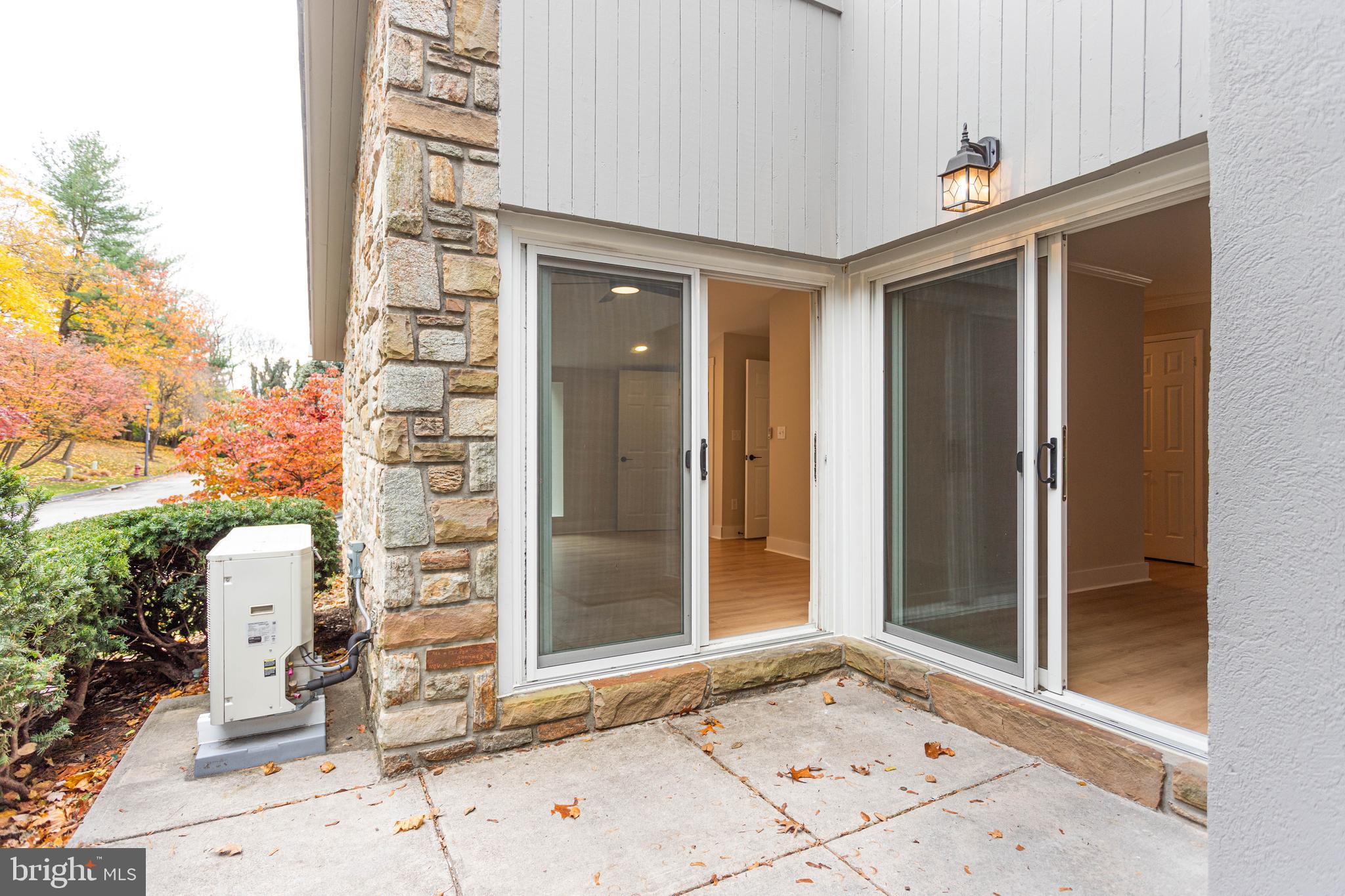 CHESAPEAKE STONE MANOR - Residential Lease