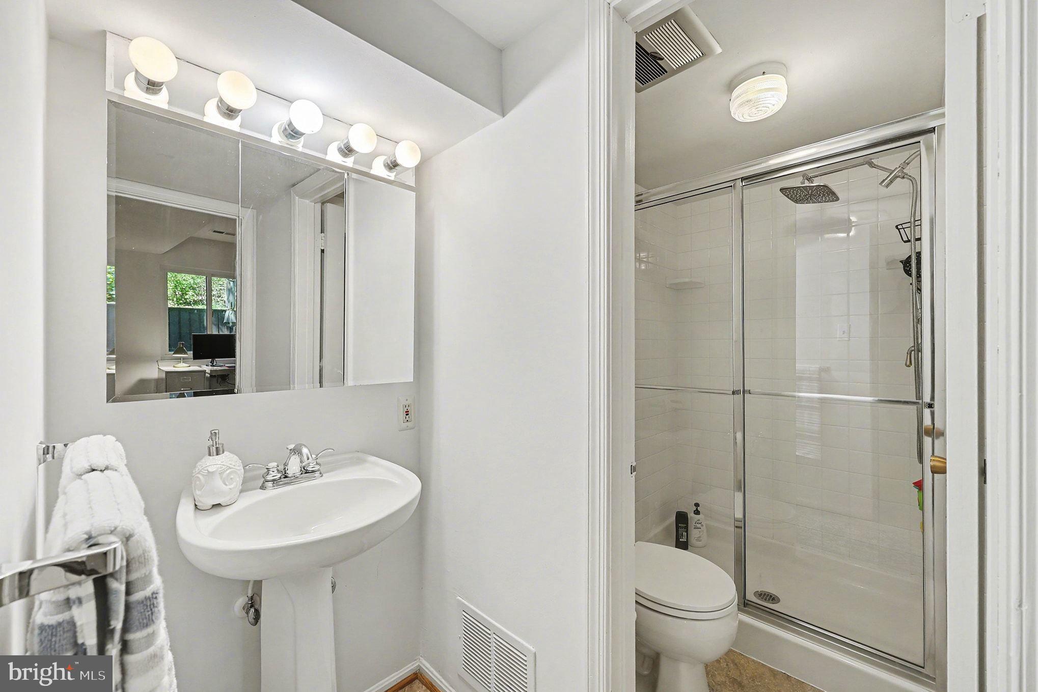 HILLCREST CLUSTER - Residential