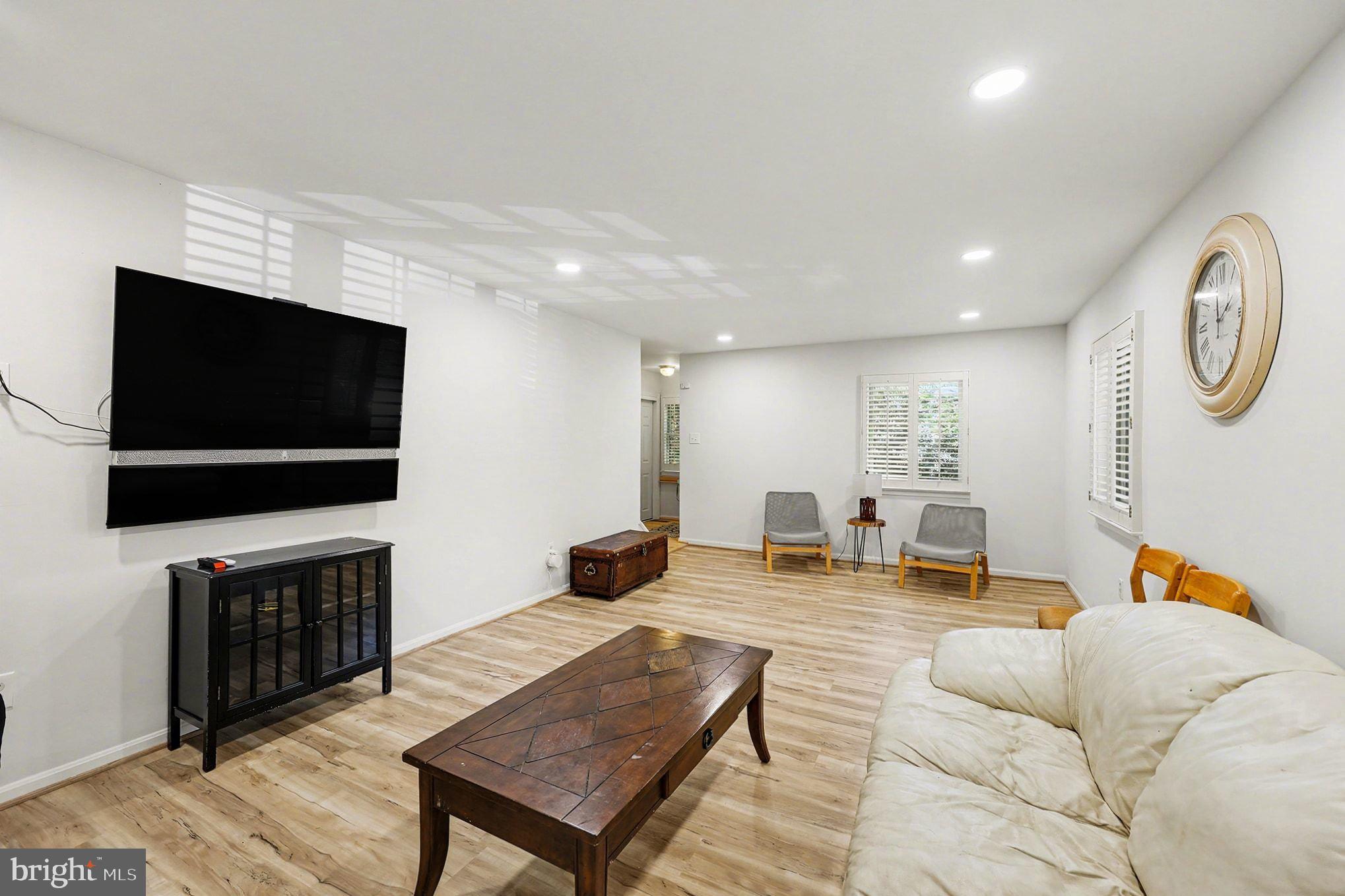 HILLCREST CLUSTER - Residential