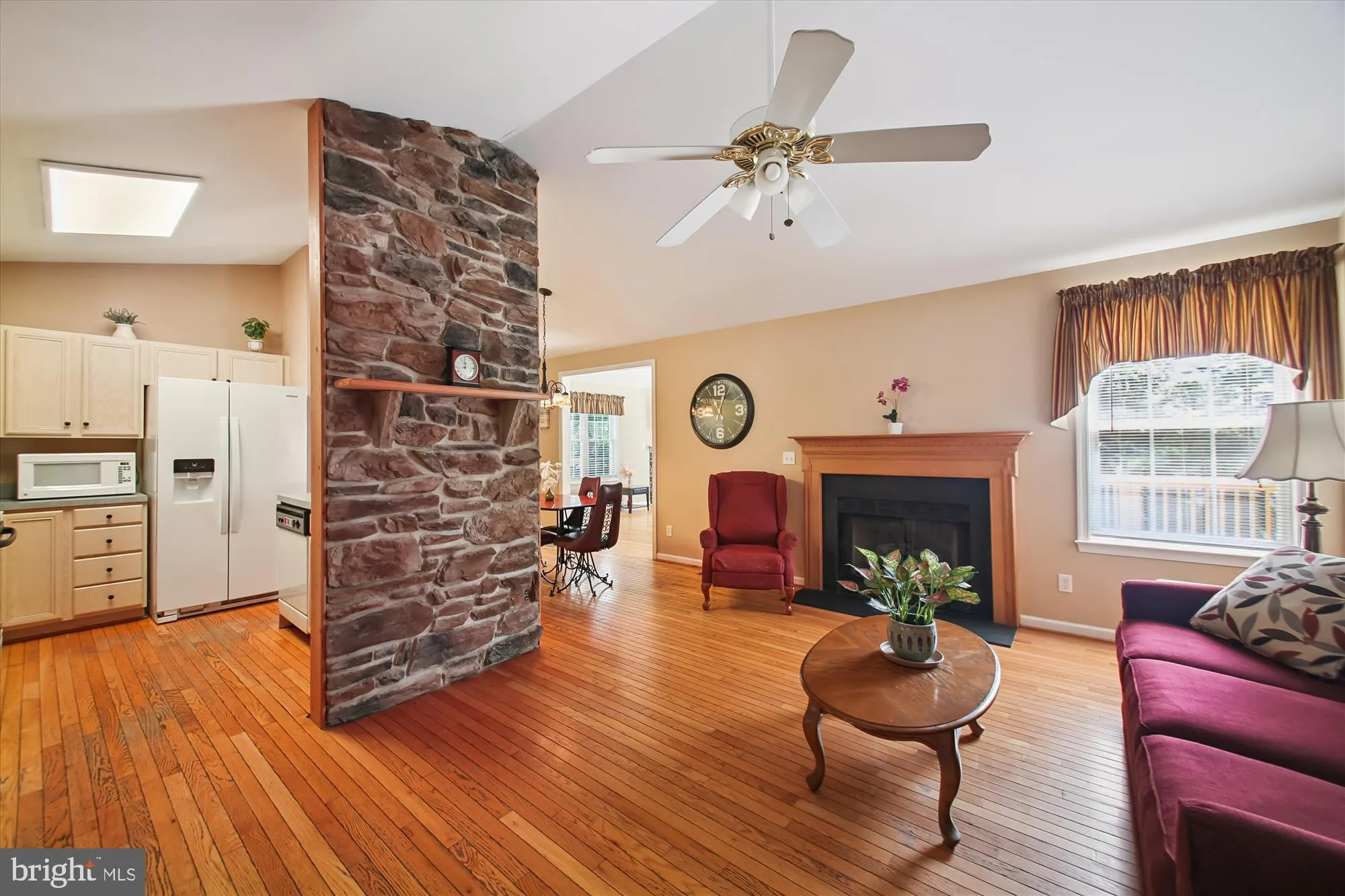 Annapolis, Maryland 21409, United States, 3 Bedrooms Bedrooms, ,3 BathroomsBathrooms,Residential,Contingent,182241