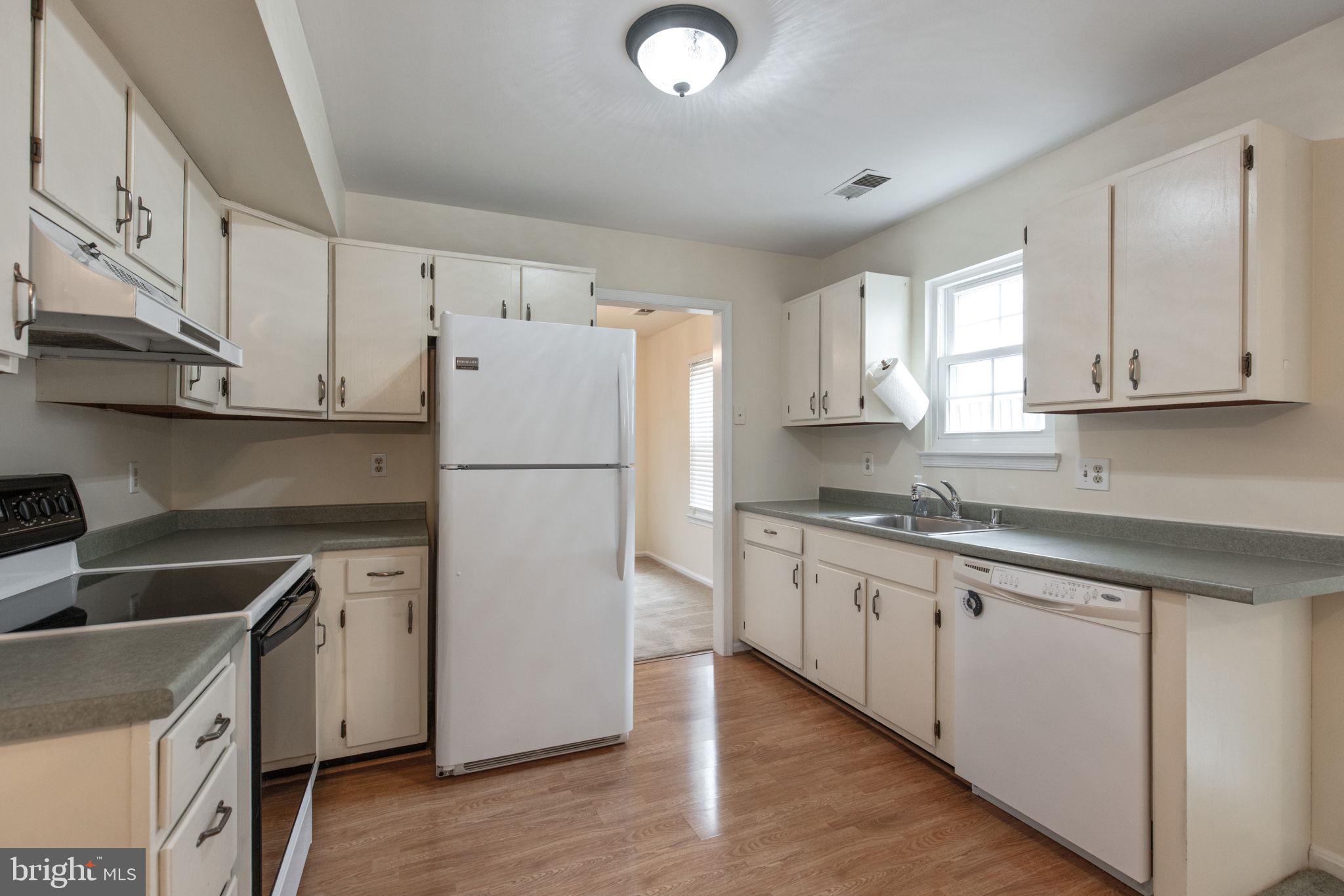 CROFTON VILLAGE - Residential