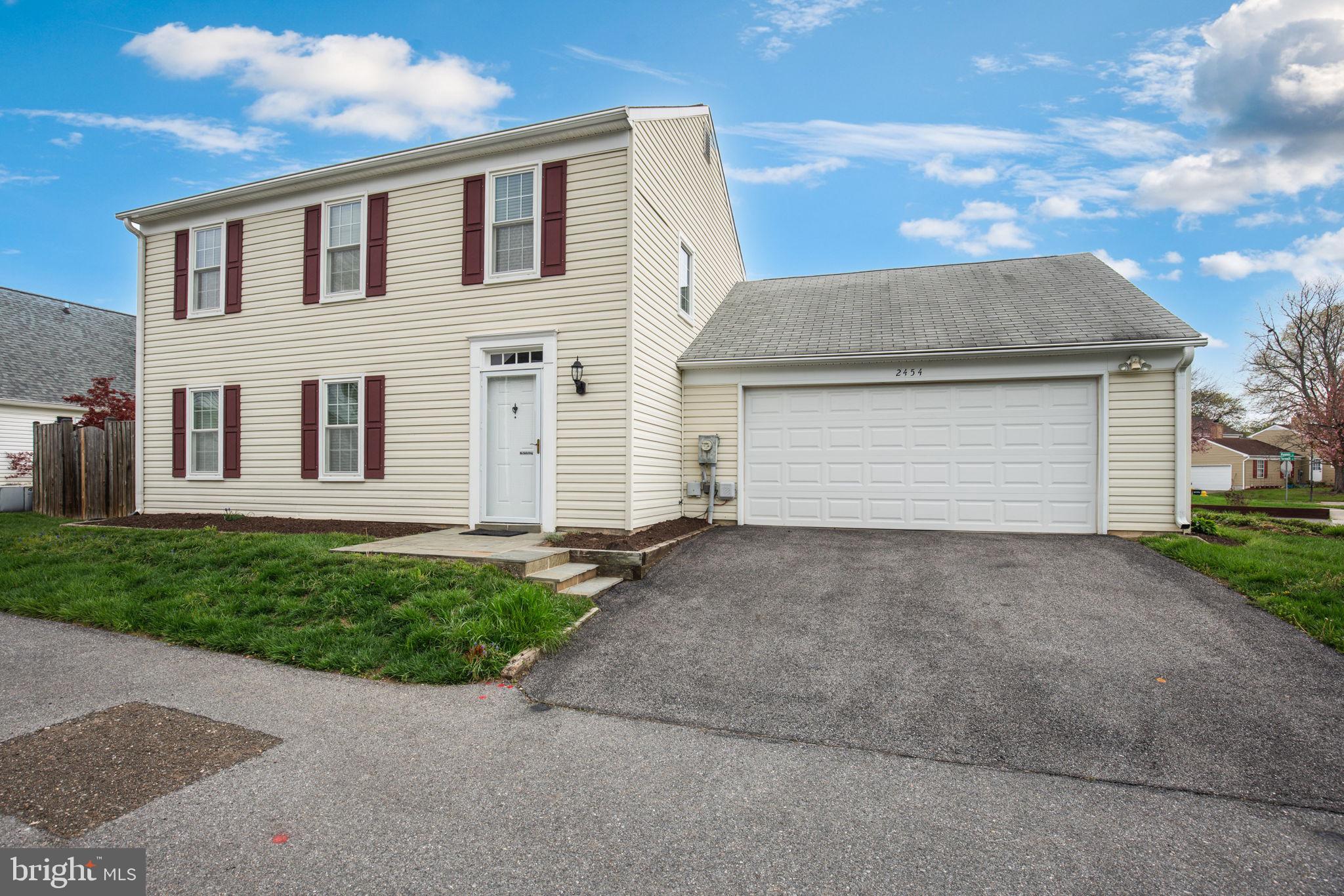 2454 YARMOUTH LANE