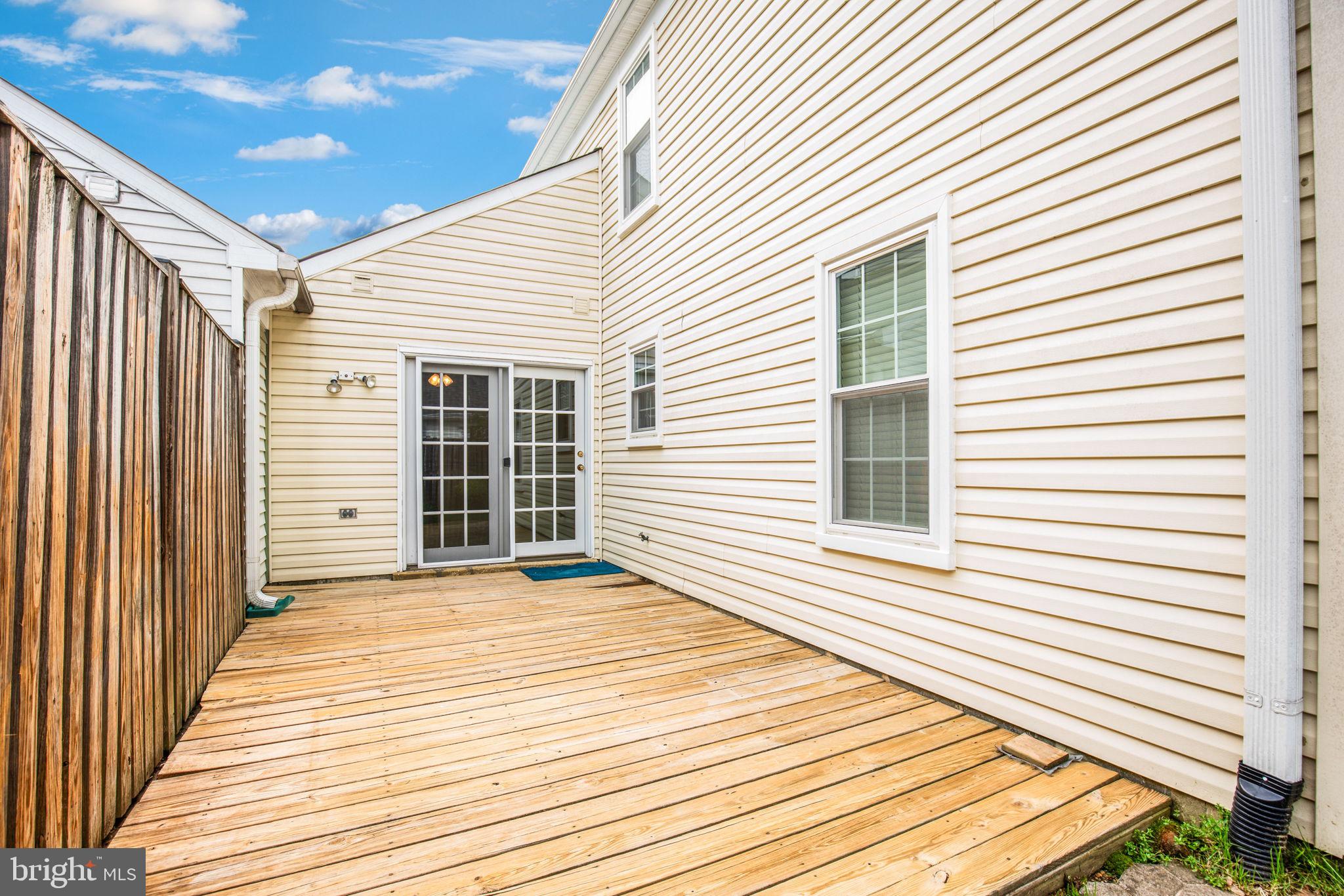 CROFTON VILLAGE - Residential