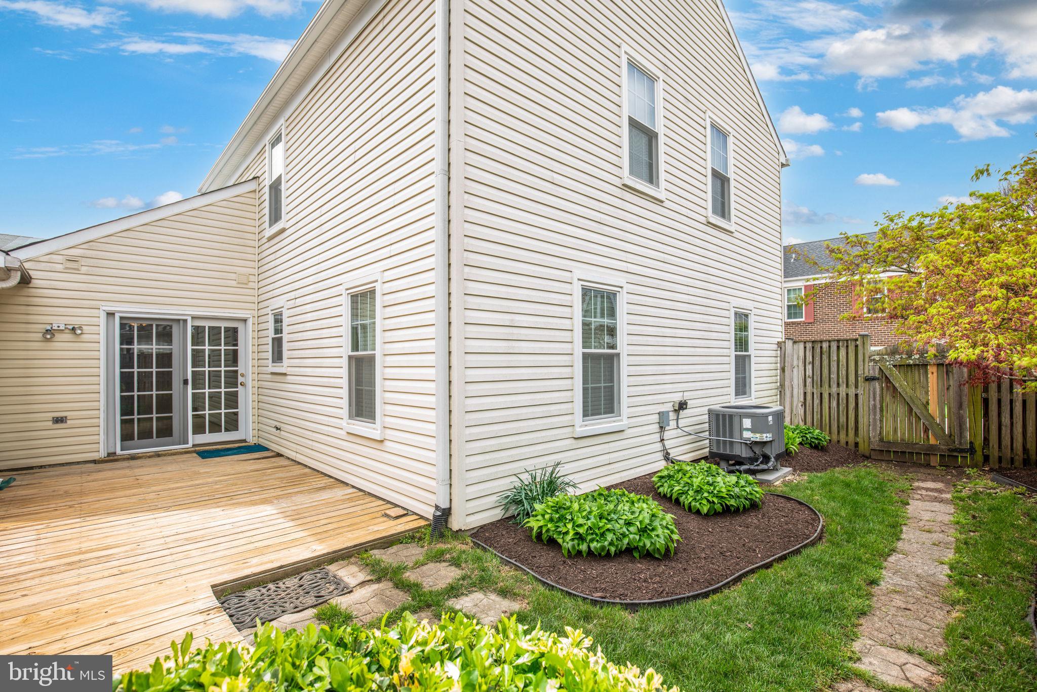 CROFTON VILLAGE - Residential