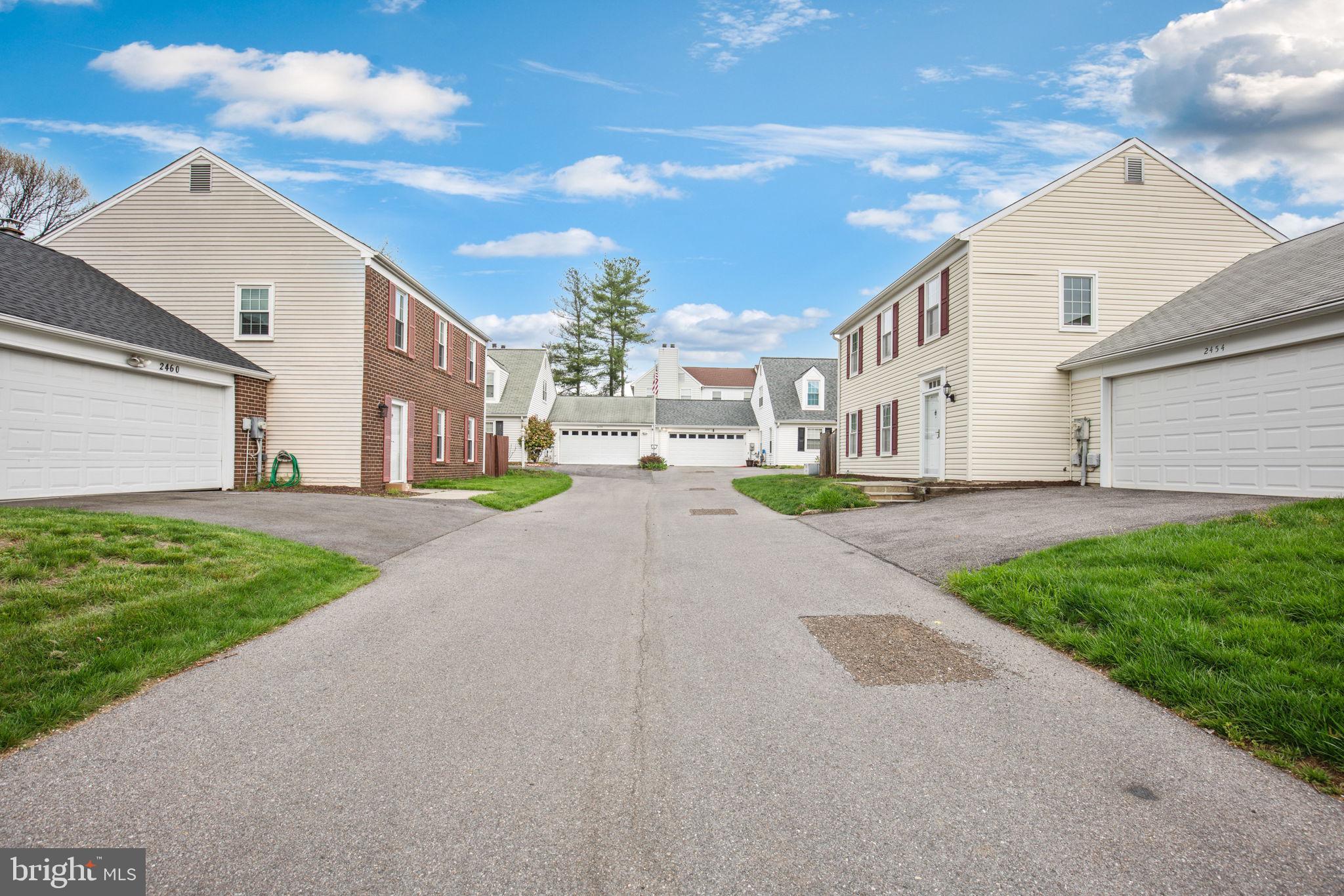 CROFTON VILLAGE - Residential