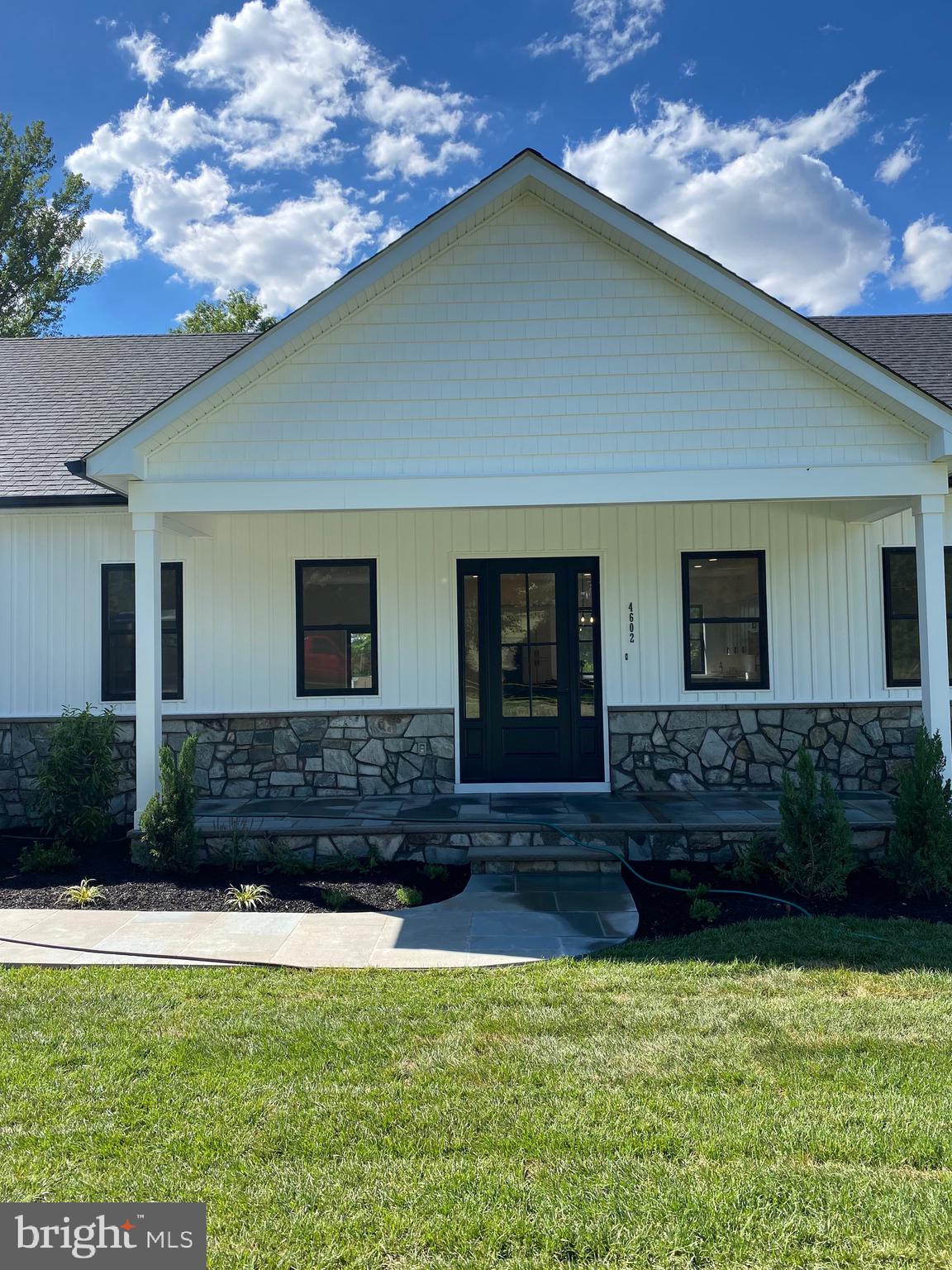 4602 URBANA PIKE