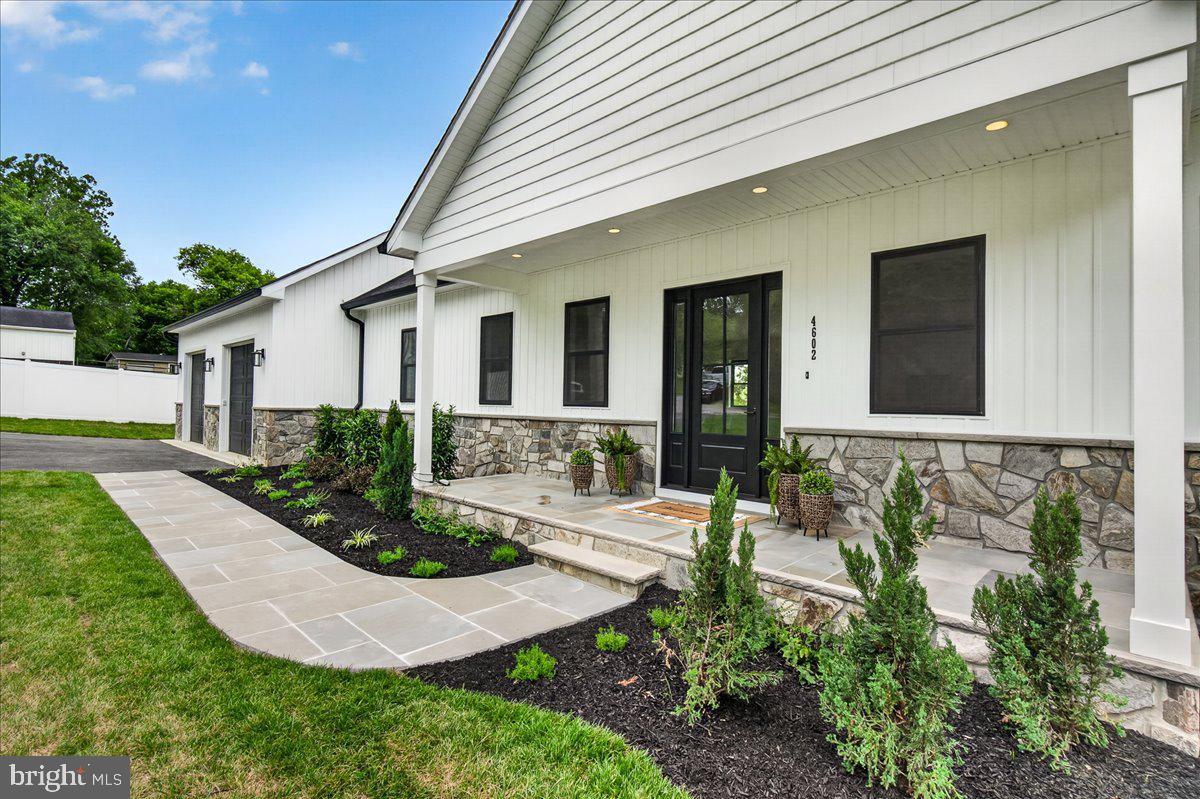 4602 URBANA PIKE
