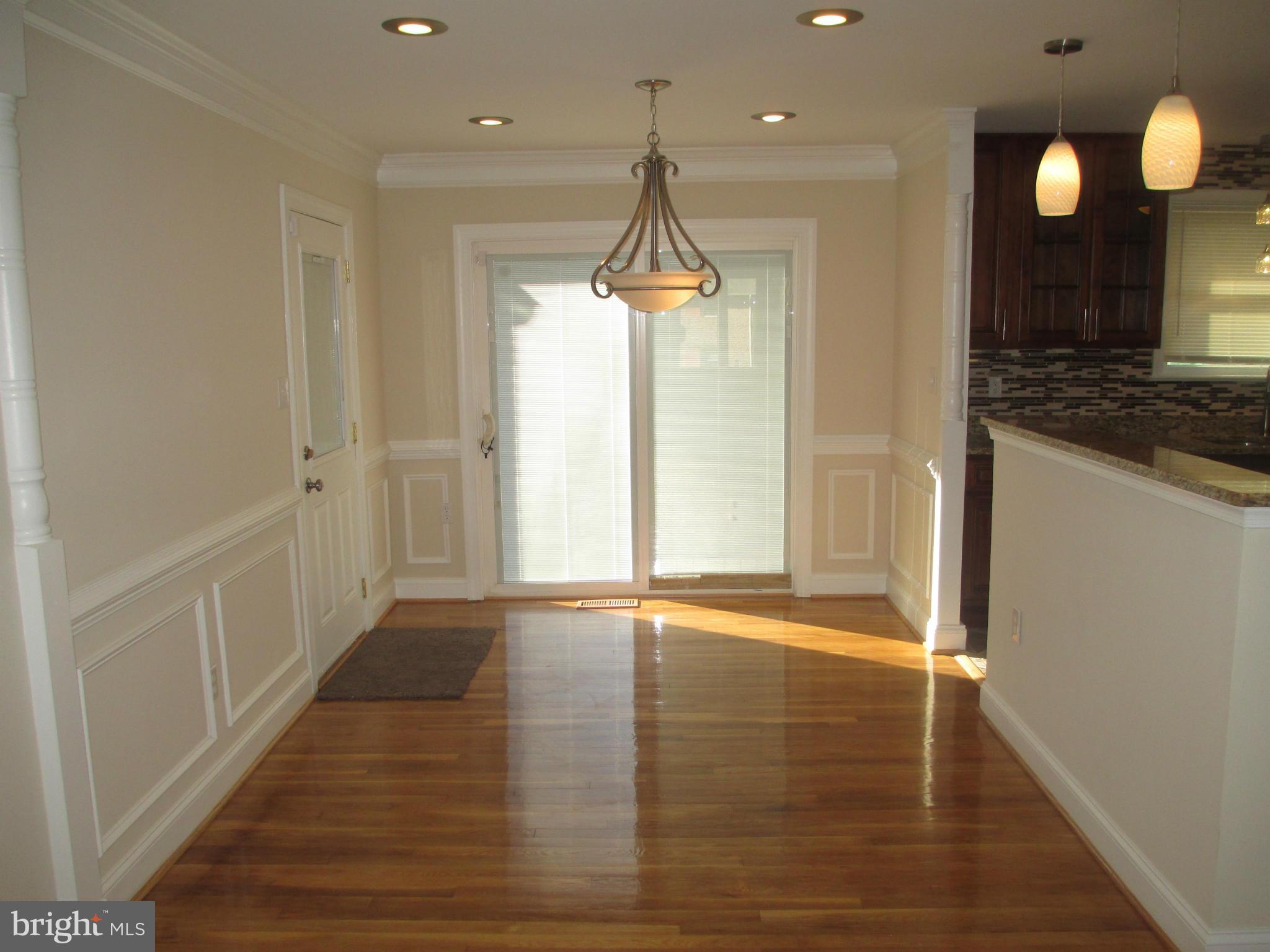 SURRATTS GARDENS - Residential