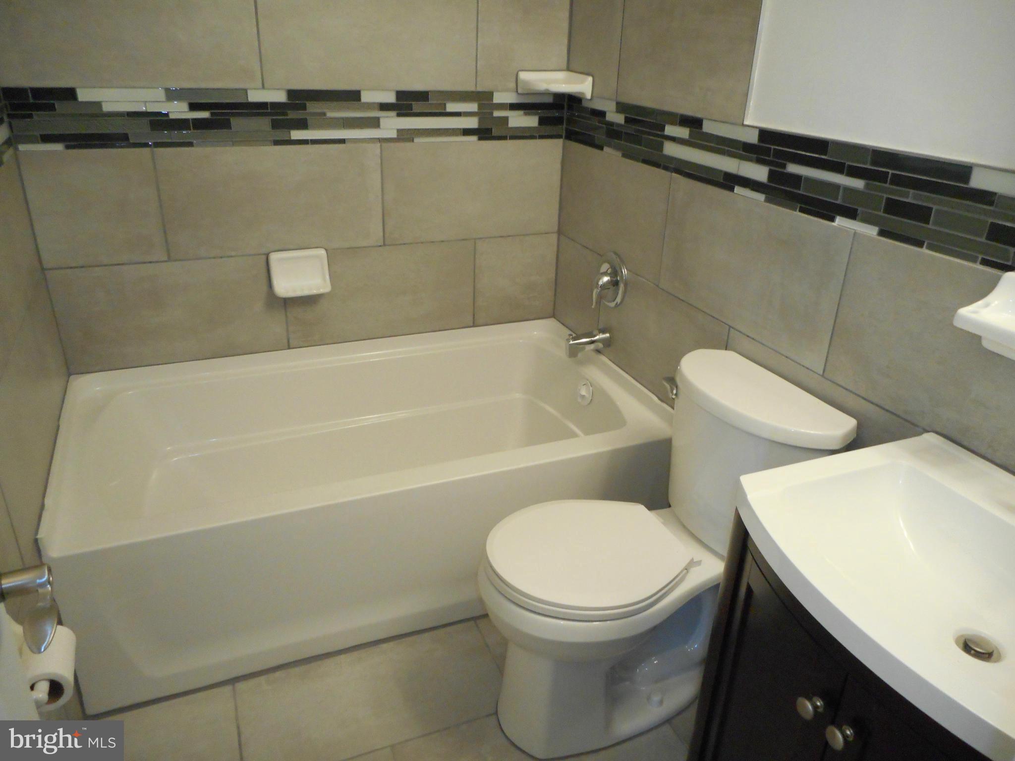 SURRATTS GARDENS - Residential