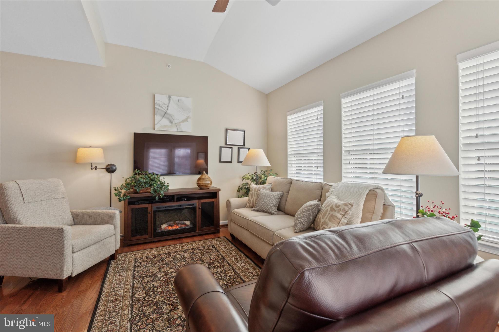 STONY CREEK FARMS - Residential