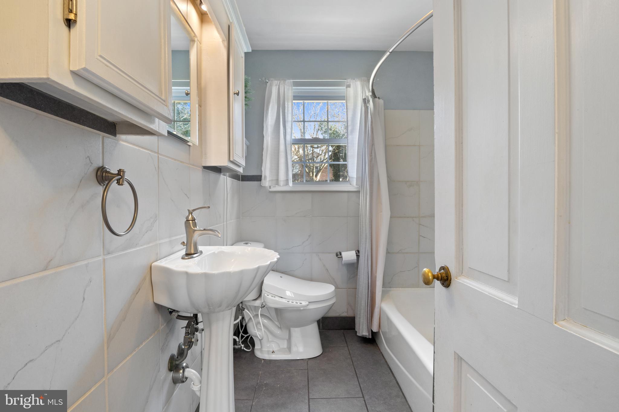 BEVERLY HILLS - Residential