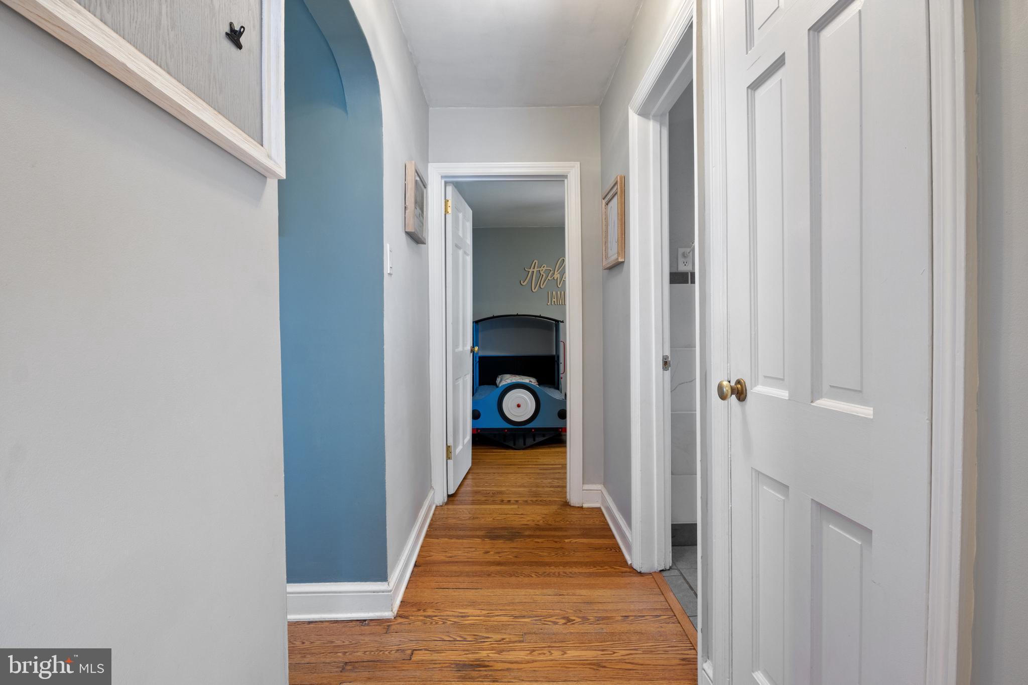 BEVERLY HILLS - Residential