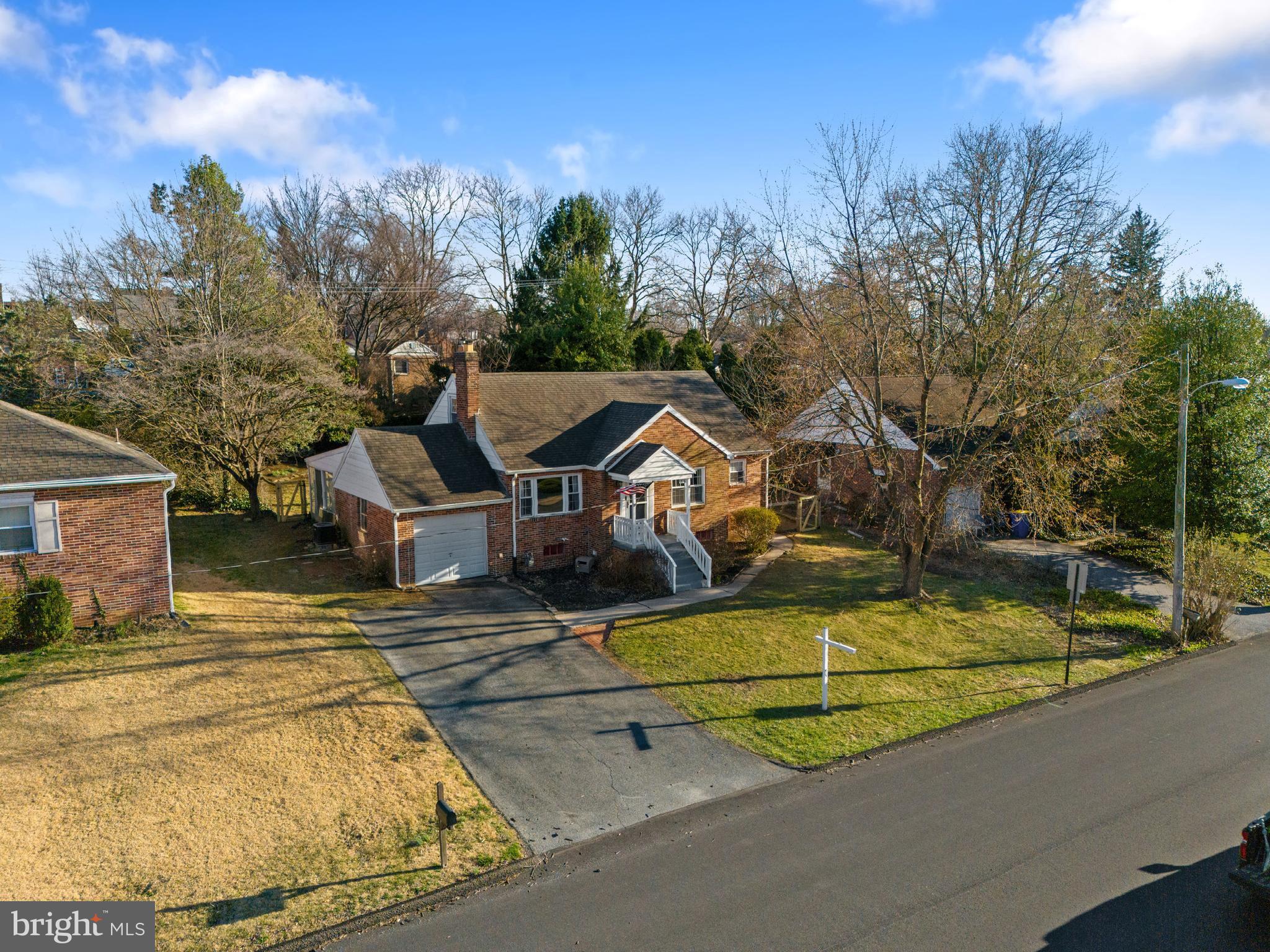 BEVERLY HILLS - Residential