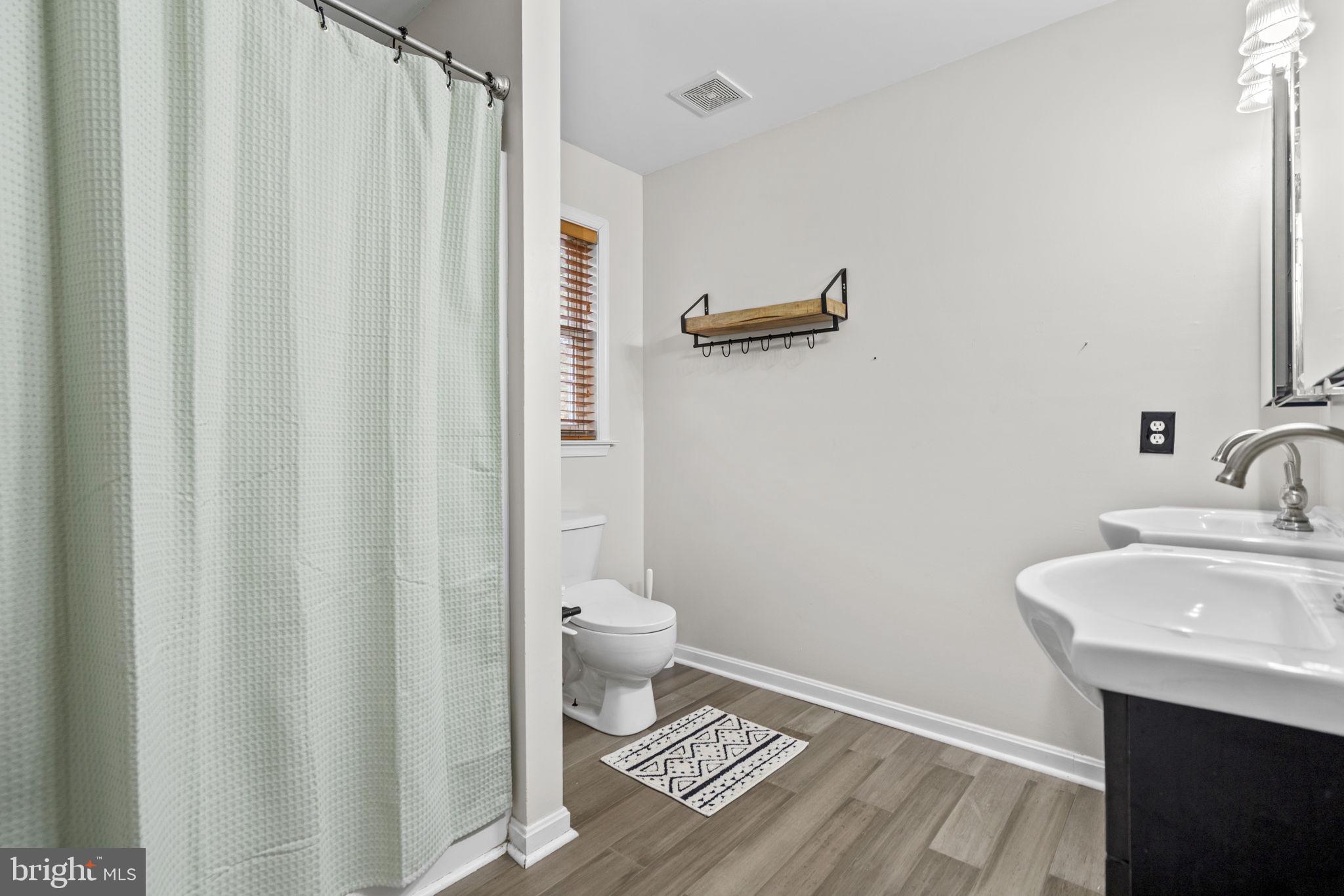 HAZEL RIVER - Residential