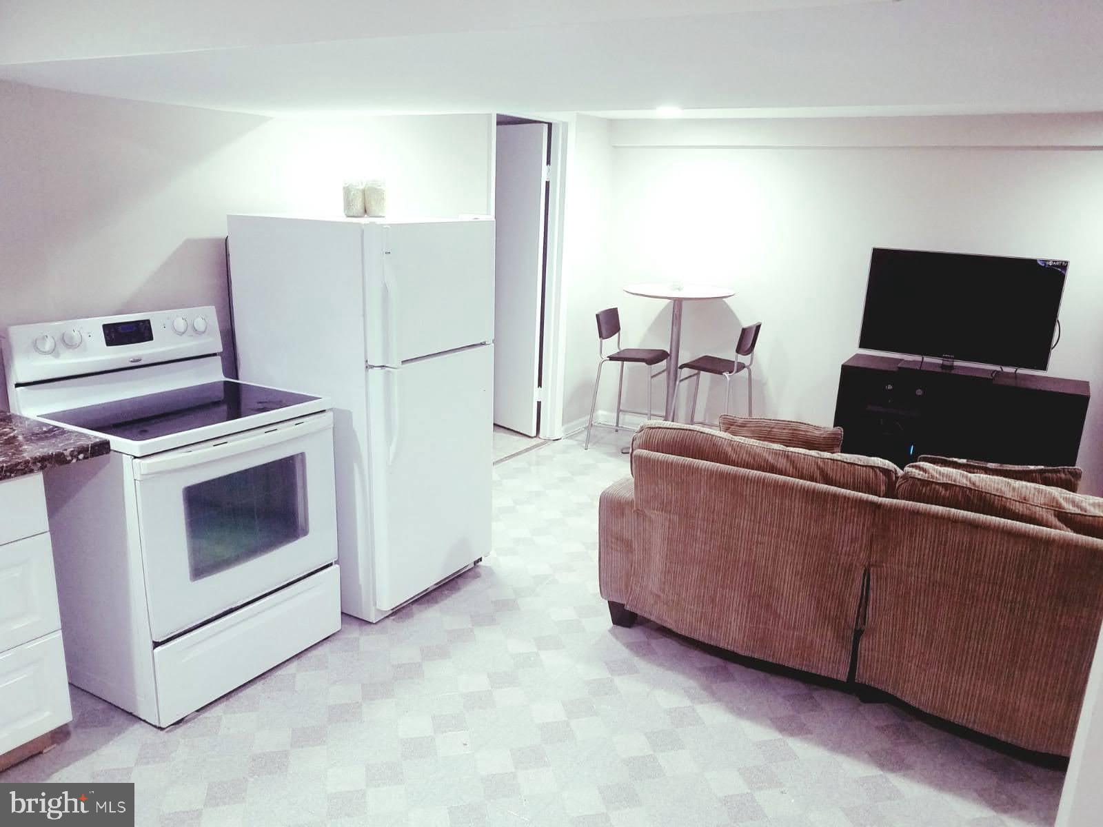 WHEATON HILLS - Residential