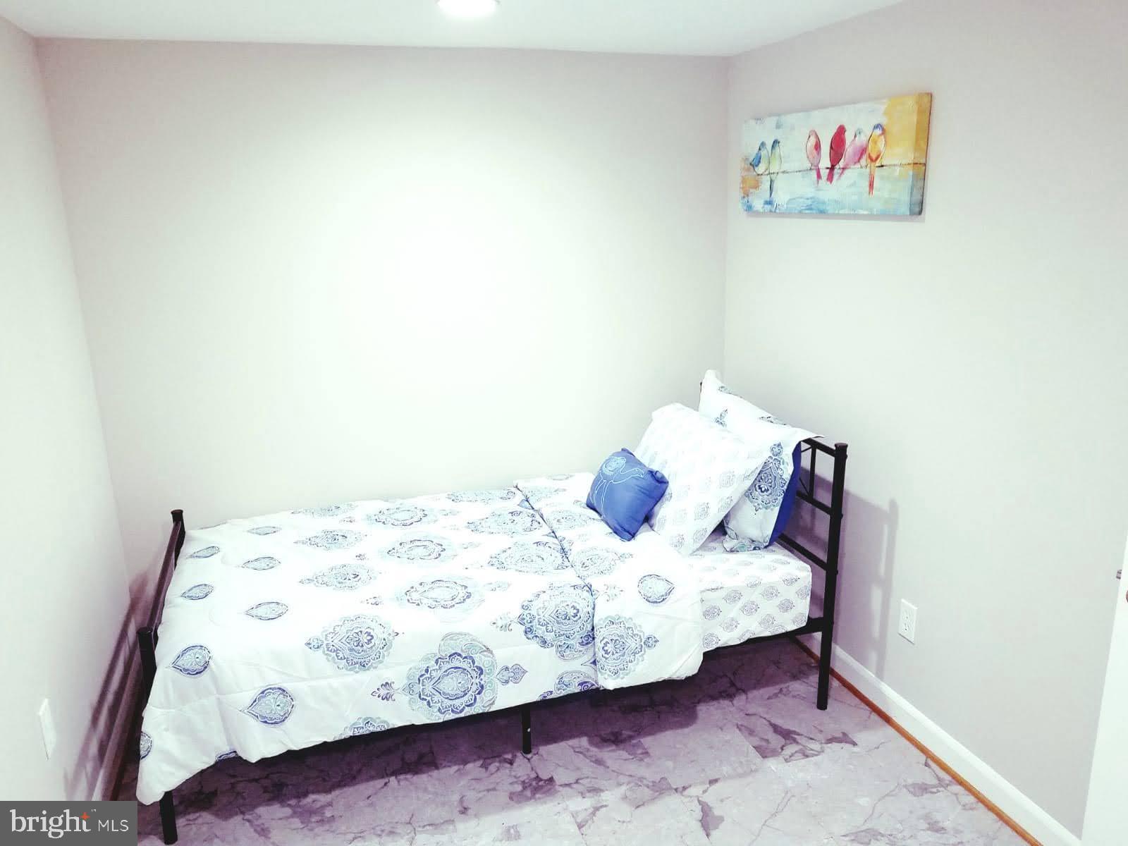 WHEATON HILLS - Residential