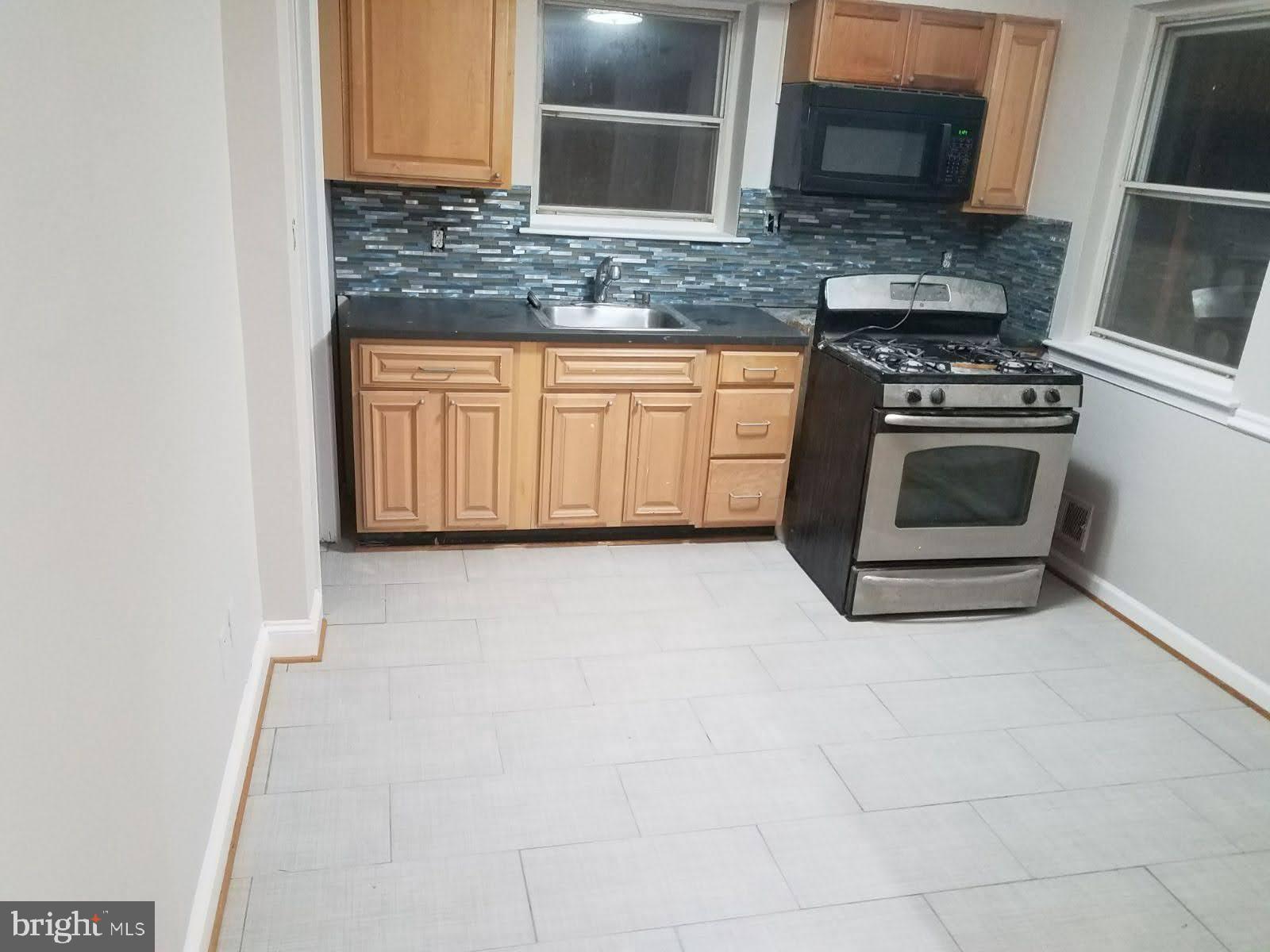 WHEATON HILLS - Residential