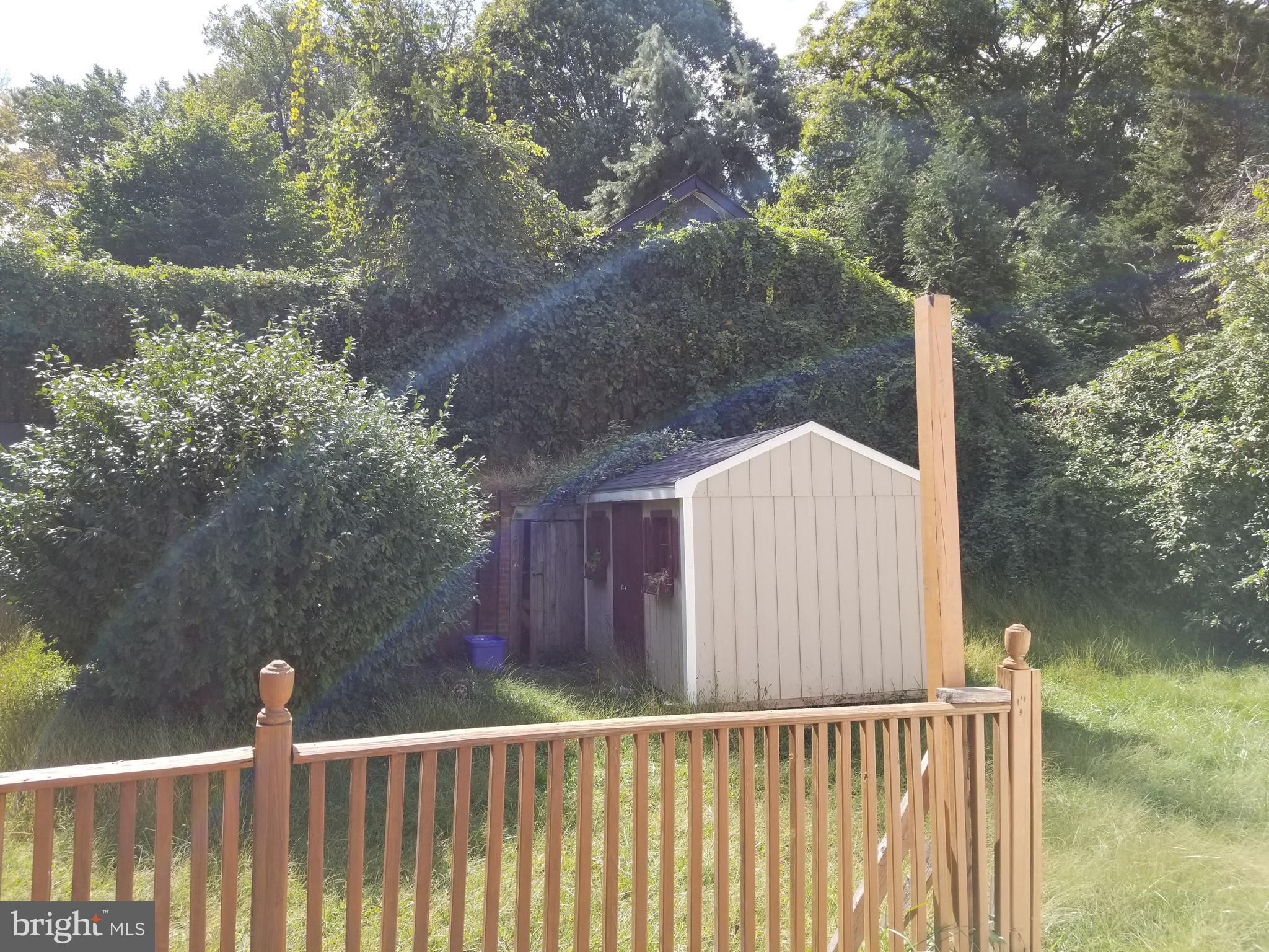 WHEATON HILLS - Residential