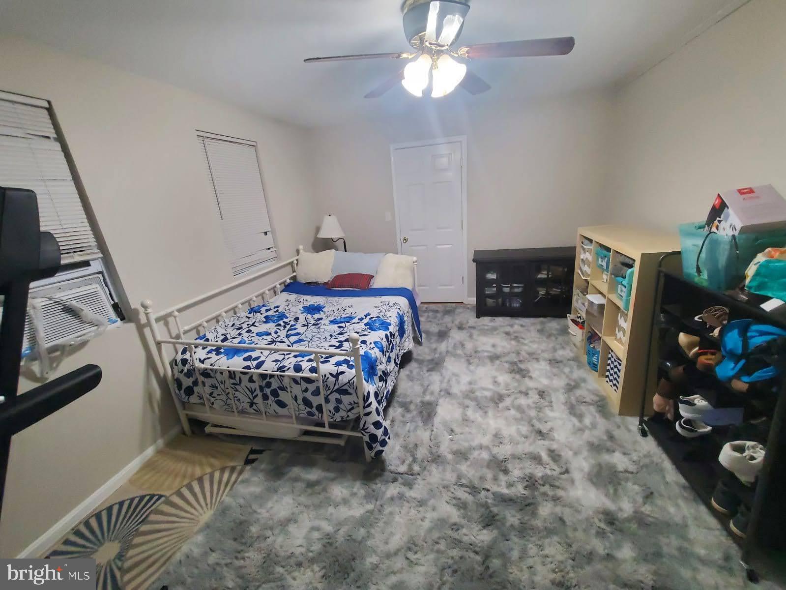 WHEATON HILLS - Residential