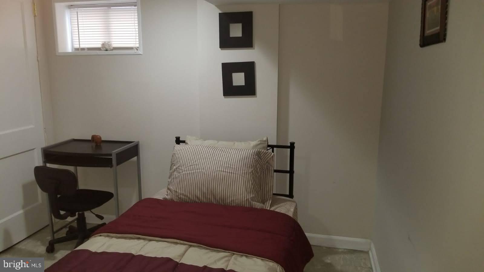 WHEATON HILLS - Residential