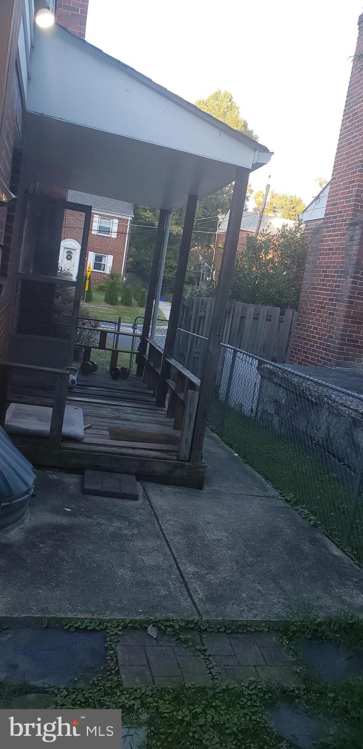 WHEATON HILLS - Residential