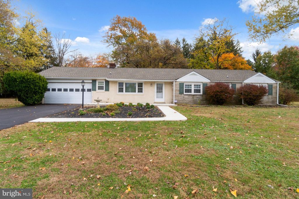 Photo of 1103 Lansdale Avenue, LANSDALE, PA 19446 (MLS # PAMC2161154)