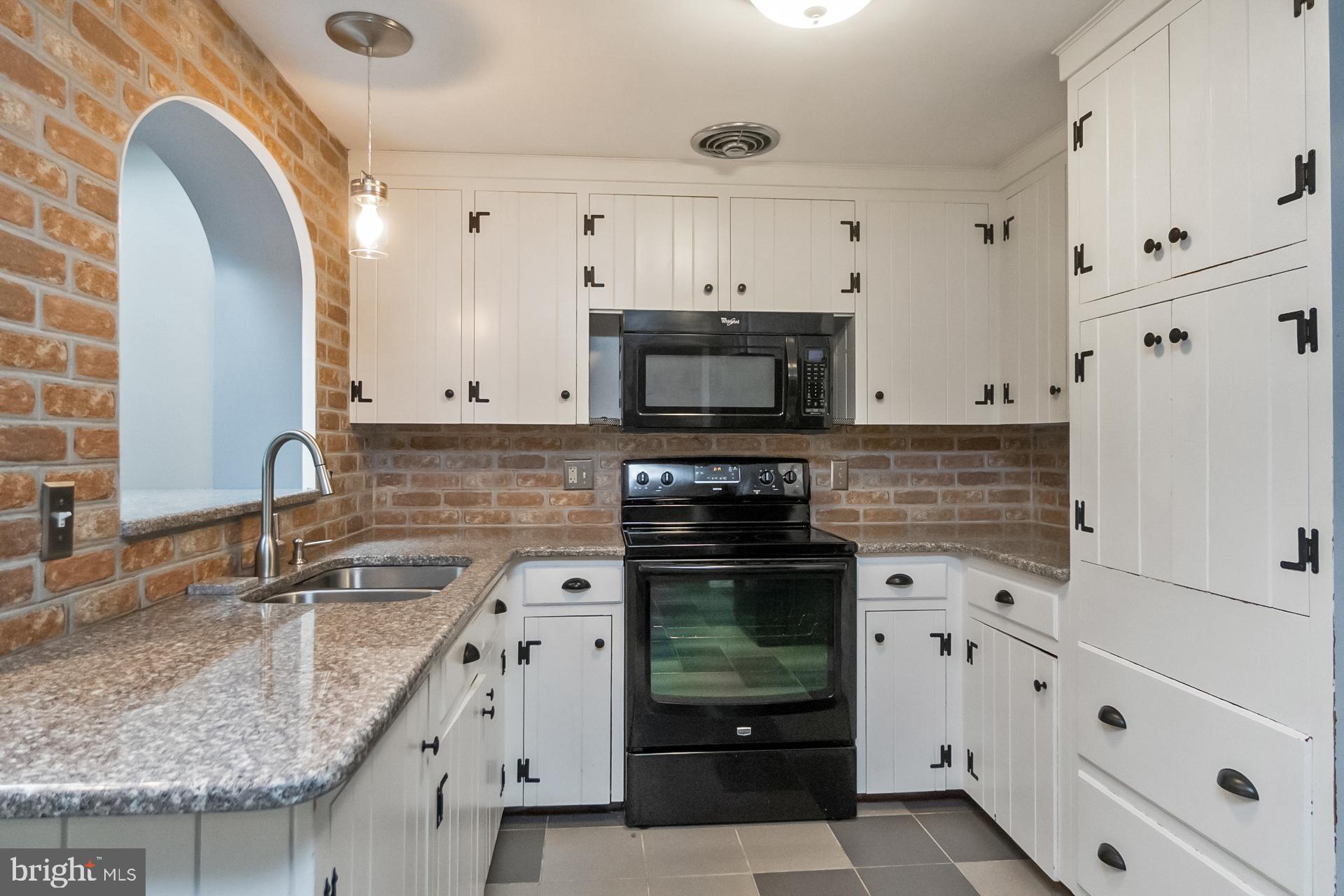 WYNWOOD ESTS - Residential