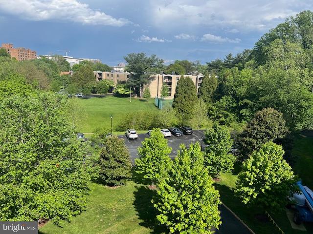 LAKESIDE TERRACE - Residential Lease