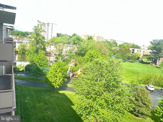 LAKESIDE TERRACE - Residential Lease