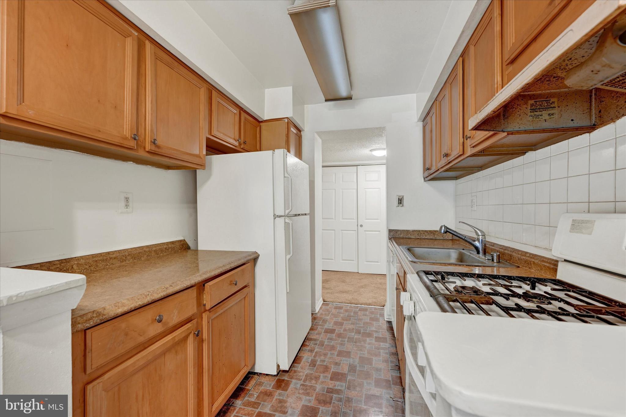 ROCKLAND RUN - Residential