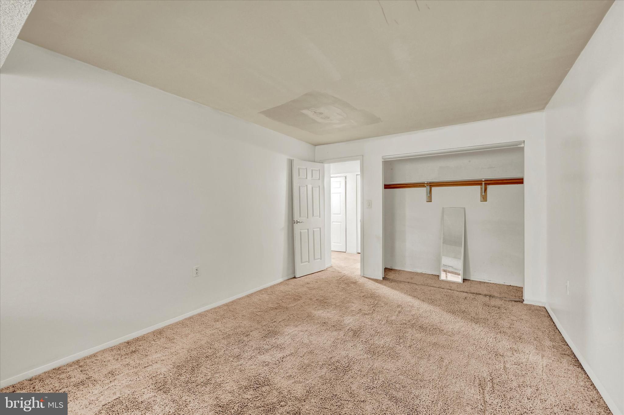 ROCKLAND RUN - Residential