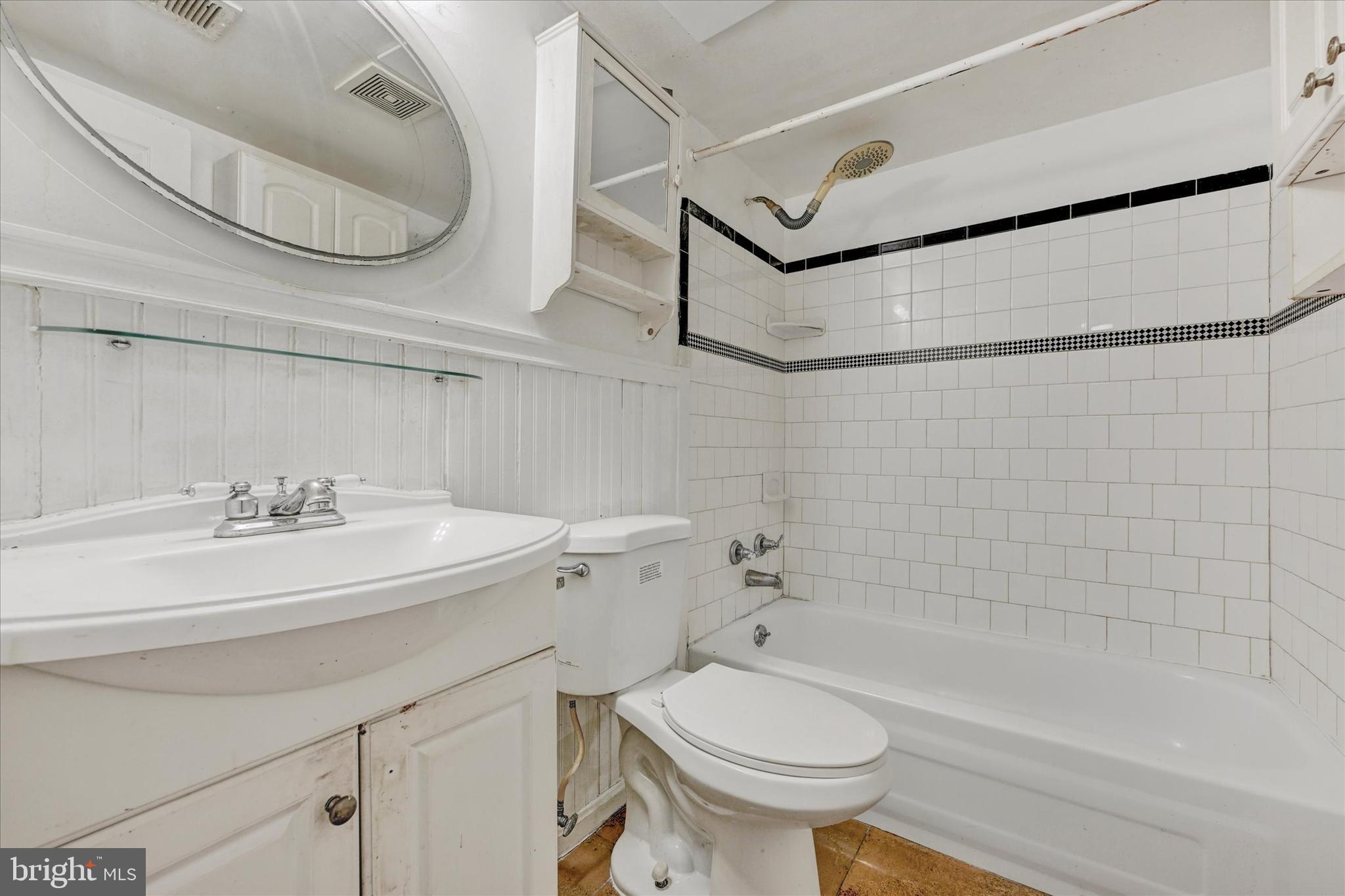 ROCKLAND RUN - Residential