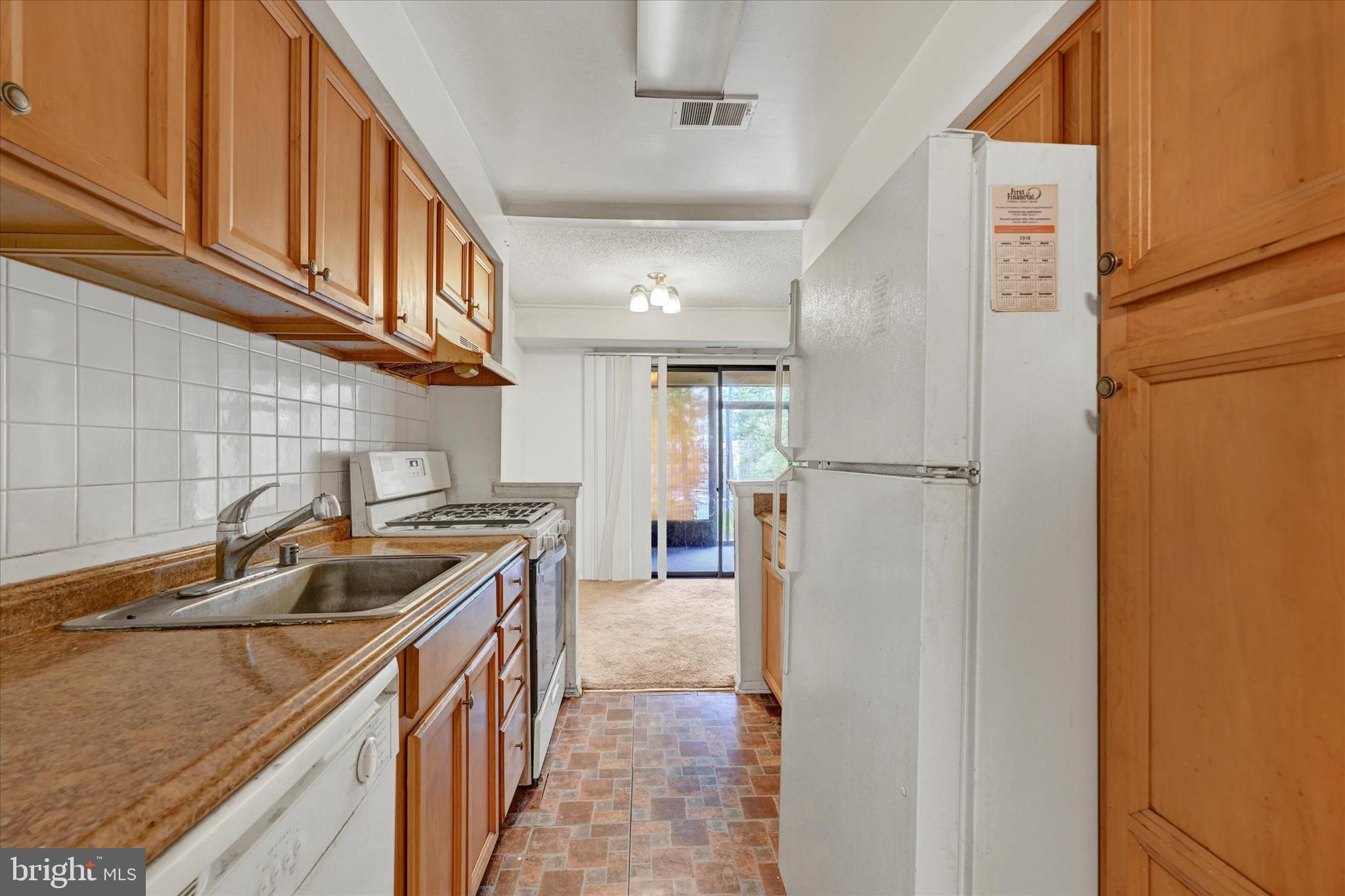 ROCKLAND RUN - Residential