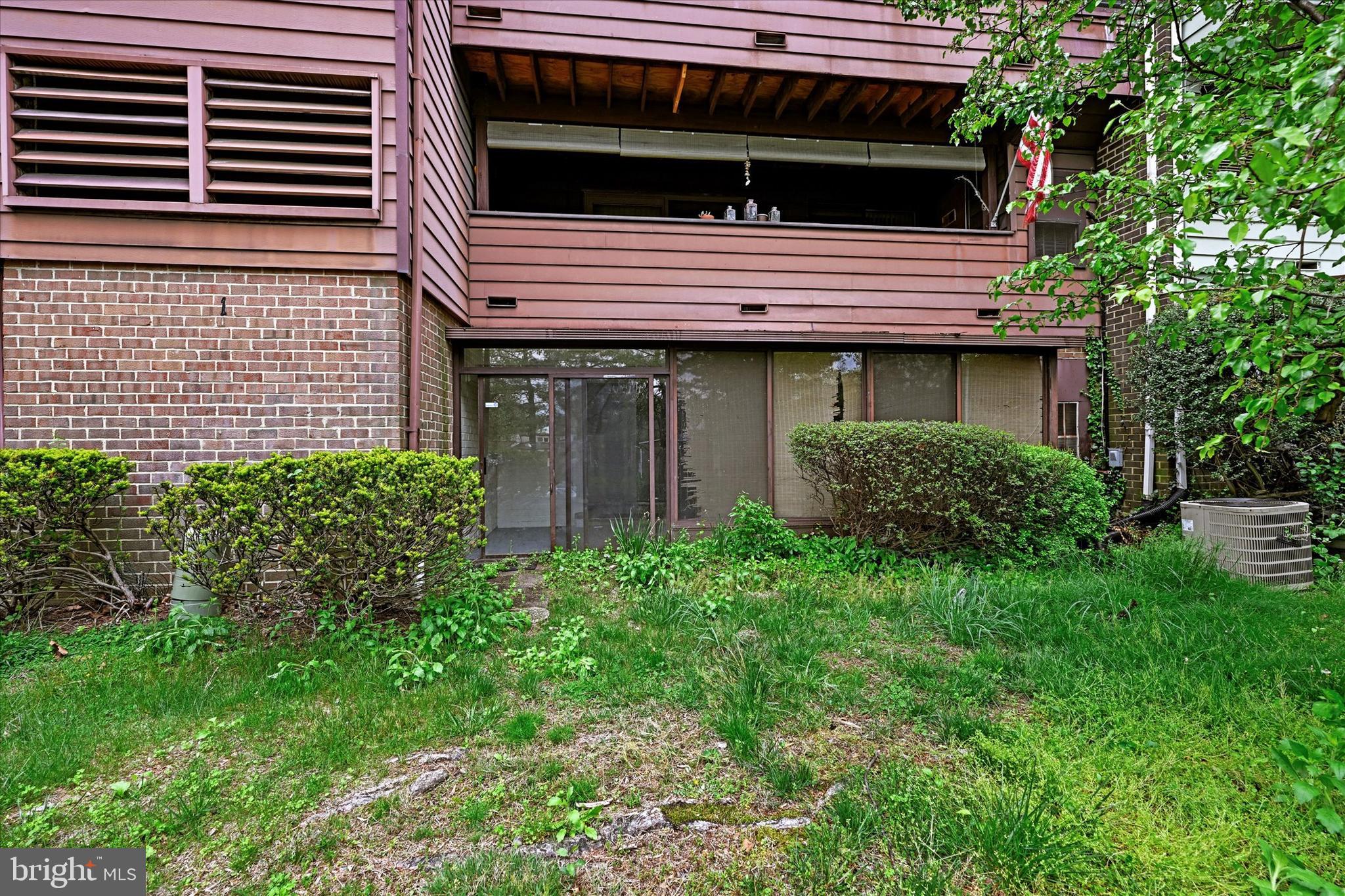 ROCKLAND RUN - Residential