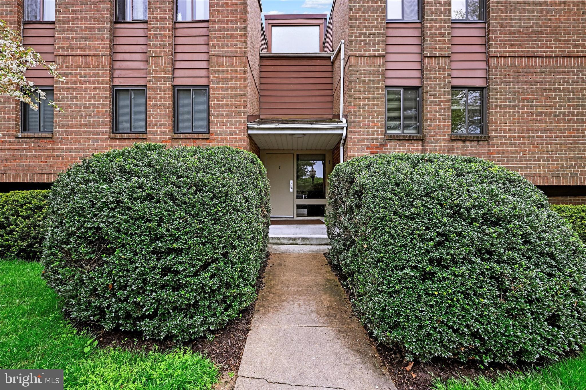 ROCKLAND RUN - Residential