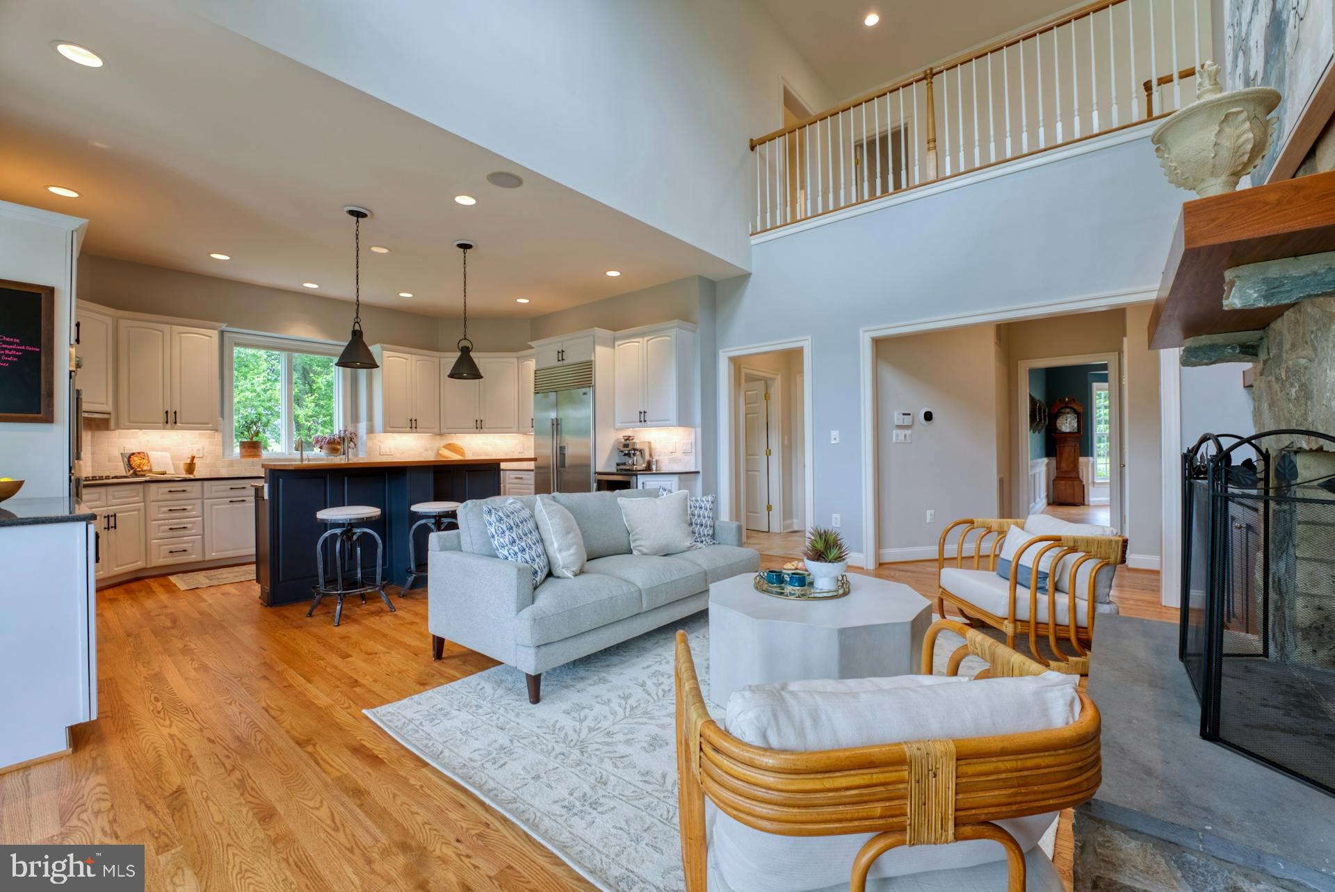 BEACON HILL - Residential