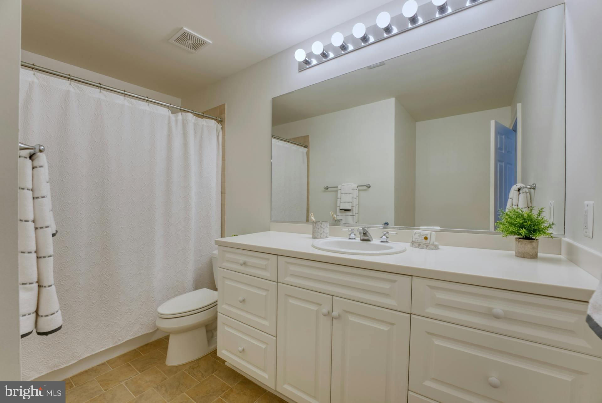 BEACON HILL - Residential