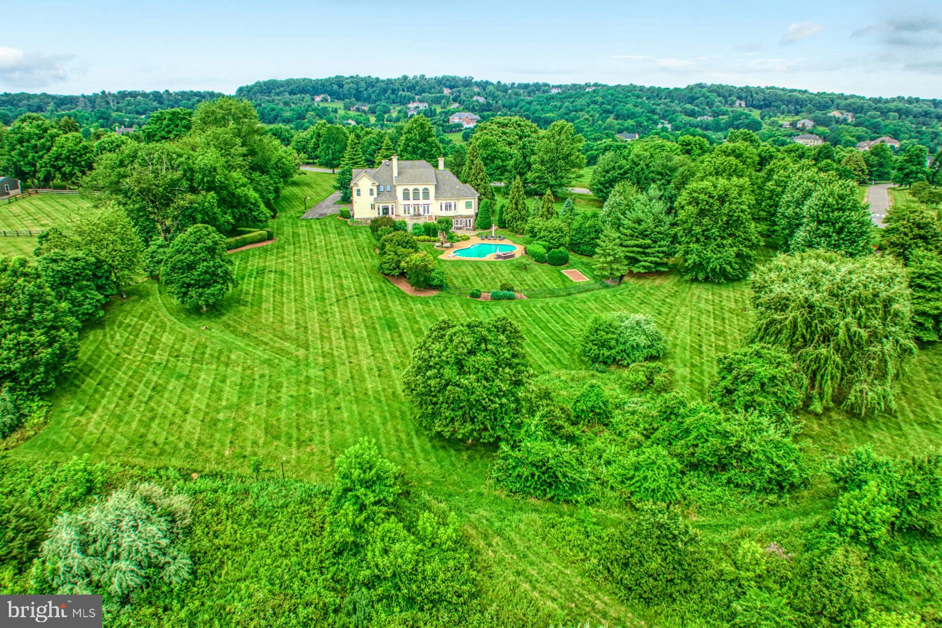 BEACON HILL - Residential