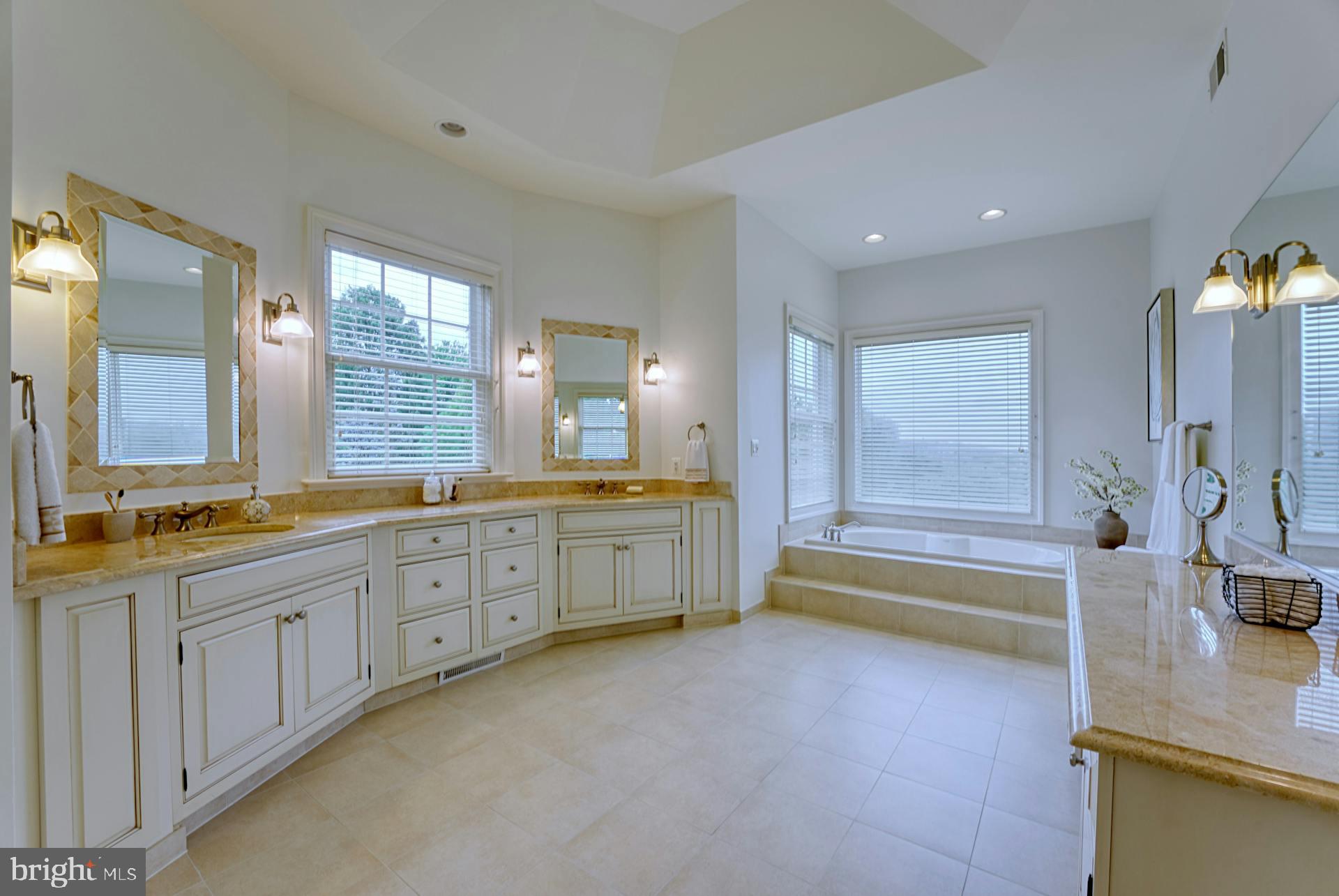 BEACON HILL - Residential