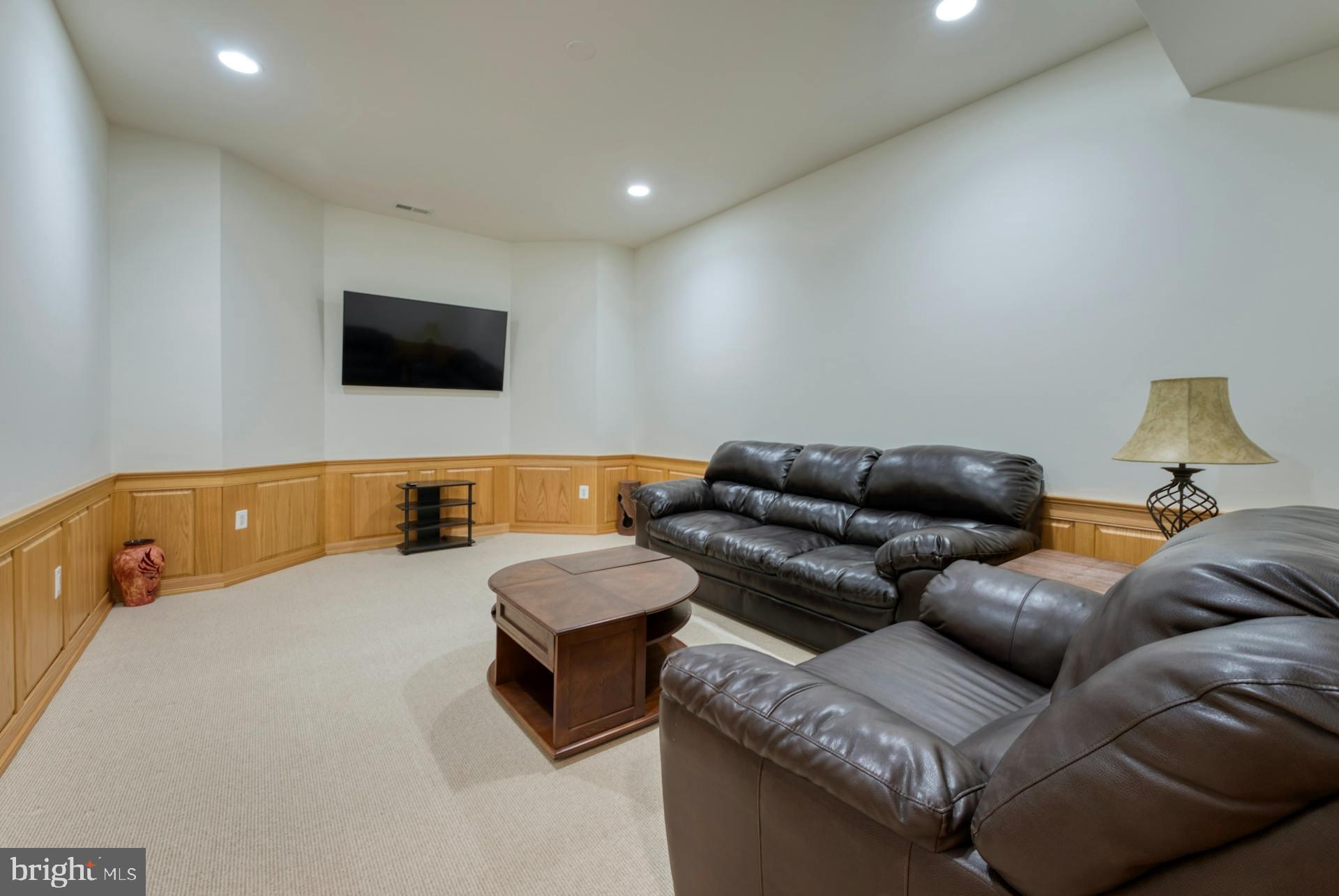 BEACON HILL - Residential