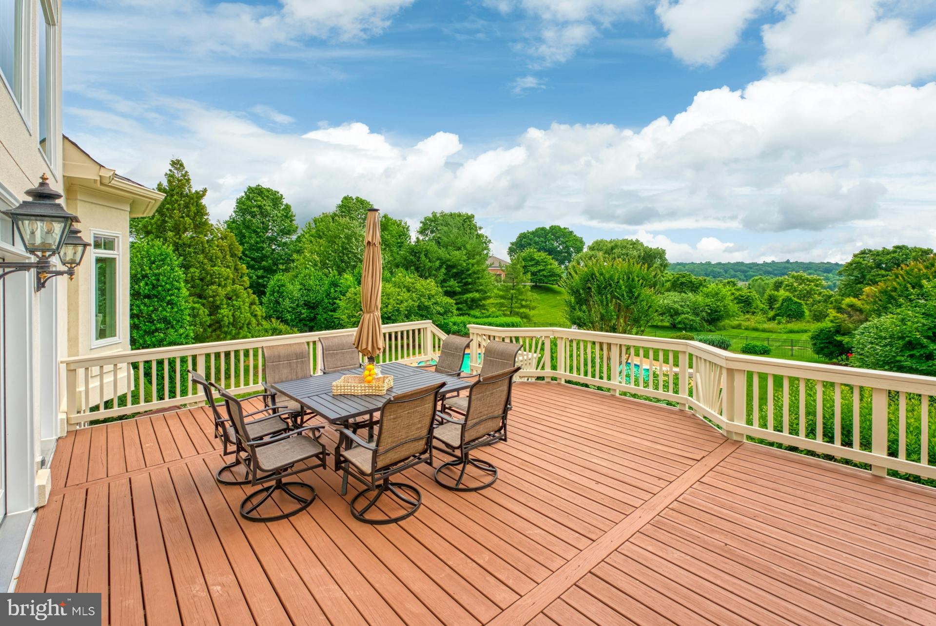 BEACON HILL - Residential