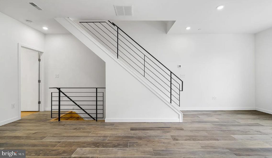 MANTUA - Residential Lease