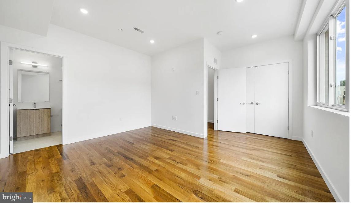 MANTUA - Residential Lease