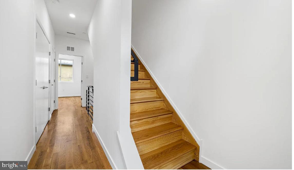 MANTUA - Residential Lease