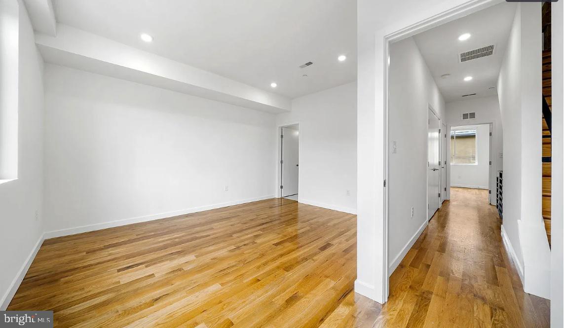 MANTUA - Residential Lease