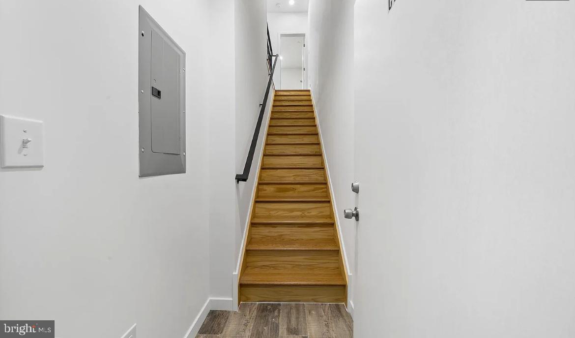 MANTUA - Residential Lease