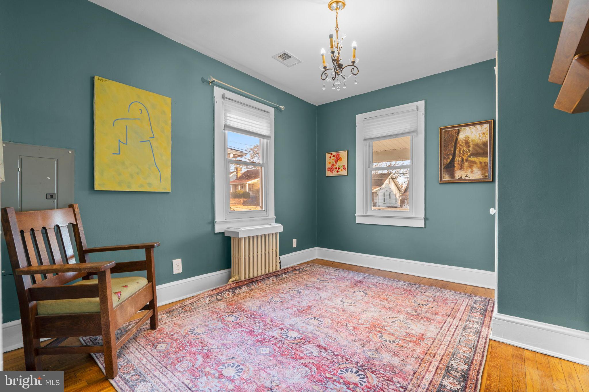 HYATTSVILLE HILLS - Residential