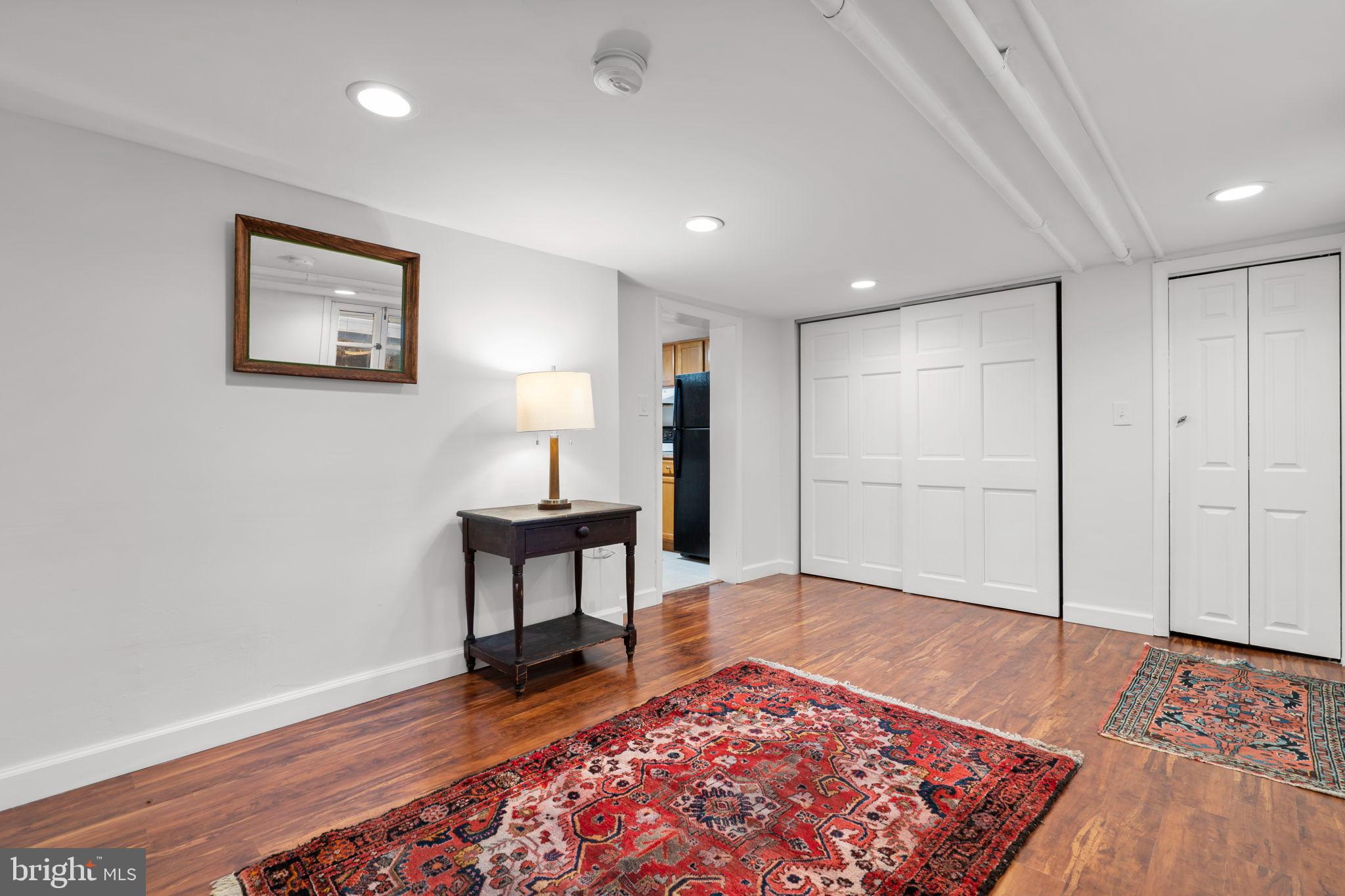 HYATTSVILLE HILLS - Residential