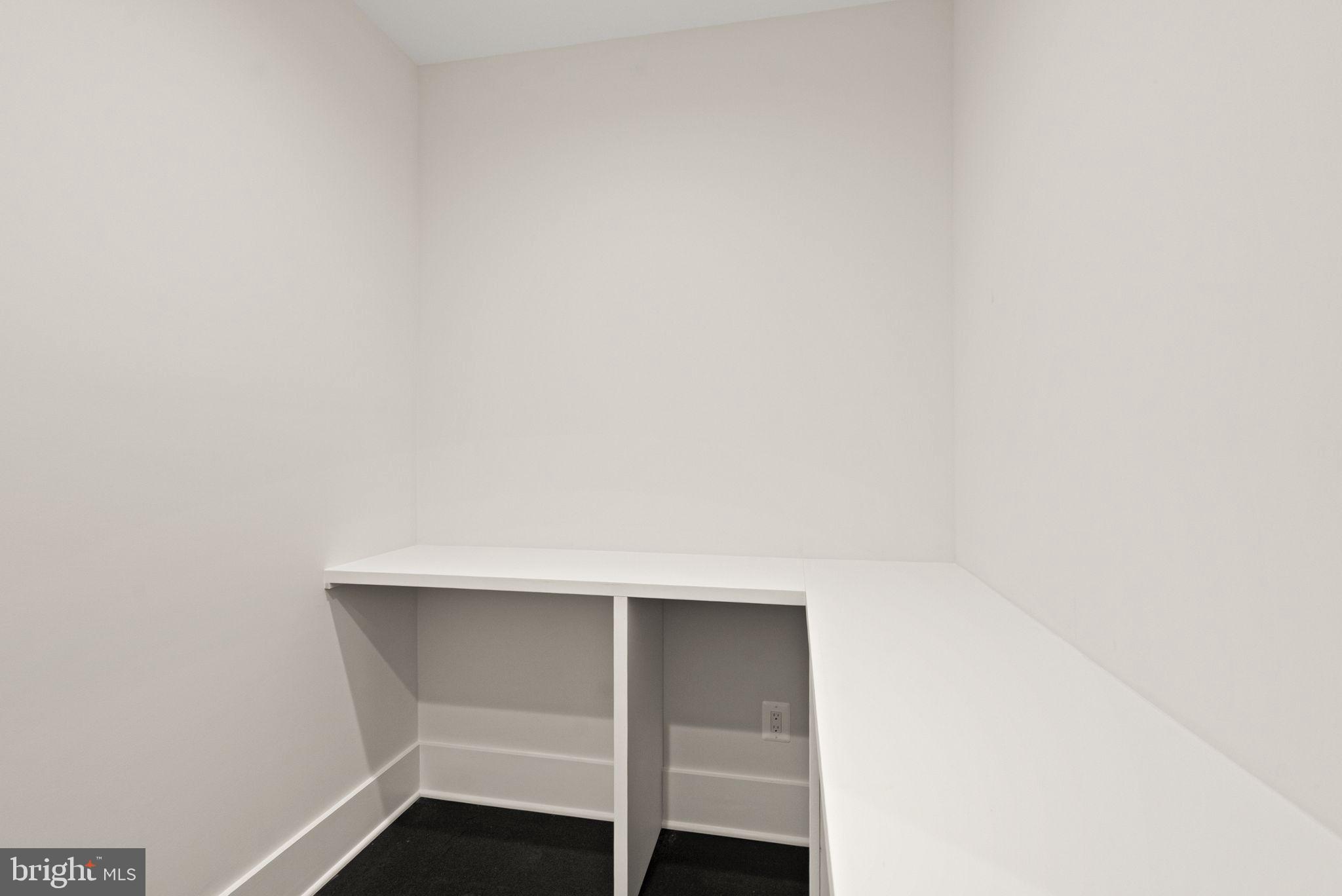 LEE HEIGHTS - Residential