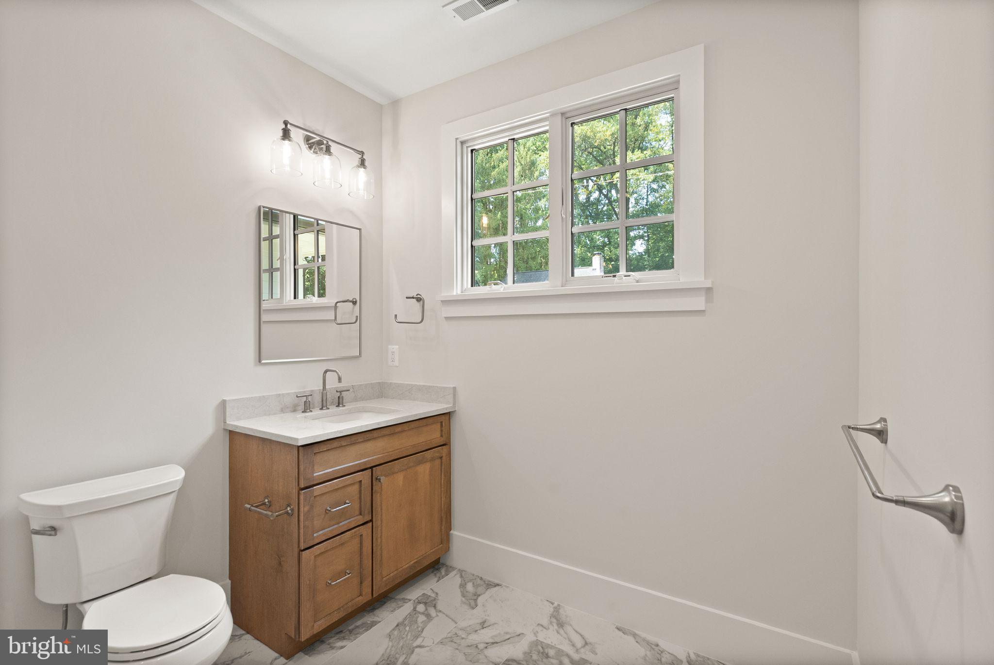 LEE HEIGHTS - Residential